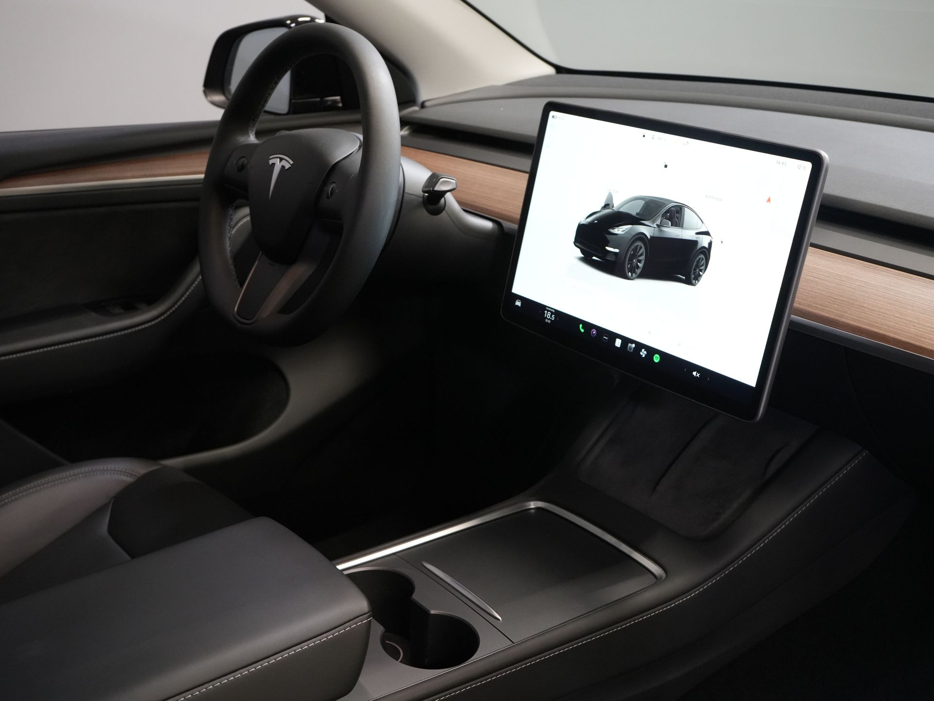 Tesla Model Y SUV 455 Km WLTP (DEMO) Adapt.Cruise/ Pano/ Elek.stoelen/ Memory Elek.klep/ Stoelverw./ Navi/ 360 camera/ Climate/ 20” LMV 2