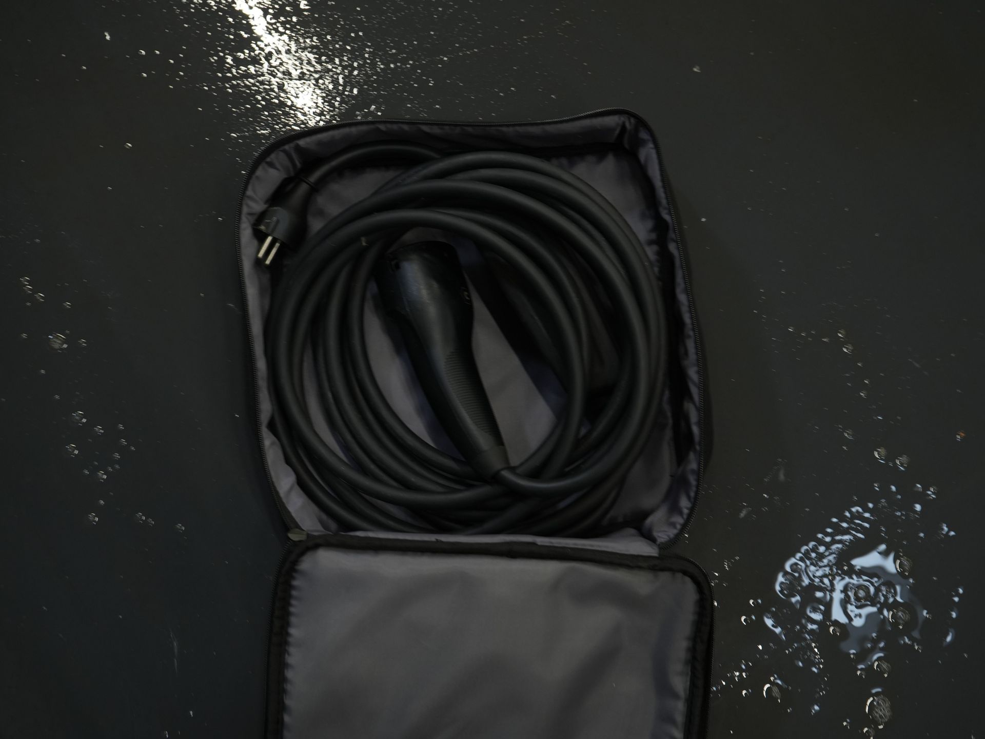 Tesla Model Y SUV 455 Km WLTP (DEMO) Adapt.Cruise/ Pano/ Elek.stoelen/ Memory Elek.klep/ Stoelverw./ Navi/ 360 camera/ Climate/ 20” LMV 27