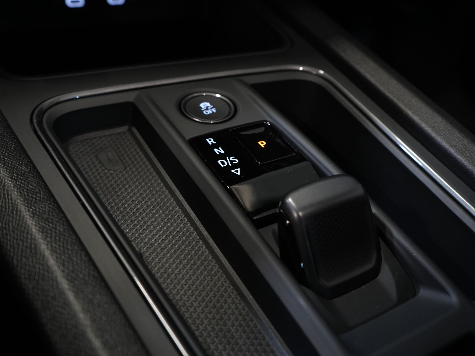 CUPRA Formentor SUV 1.4 e-Hybrid 245 pk VZ Performance Pano/ Elek.Trekhaak/ Elek.Klep/ Mem.Stoel/ Matrix/ Adapt. Cruise/ Carplay/ Camera/ Stoelverw. 27