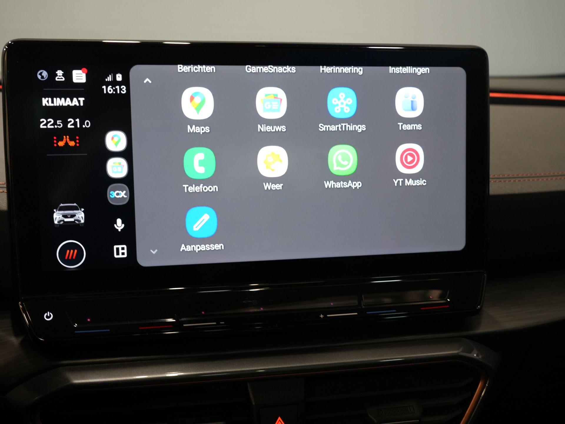 CUPRA Formentor SUV 1.4 e-Hybrid 245 pk VZ Performance Pano/ Elek.Trekhaak/ Elek.Klep/ Mem.Stoel/ Matrix/ Adapt. Cruise/ Carplay/ Camera/ Stoelverw. 34