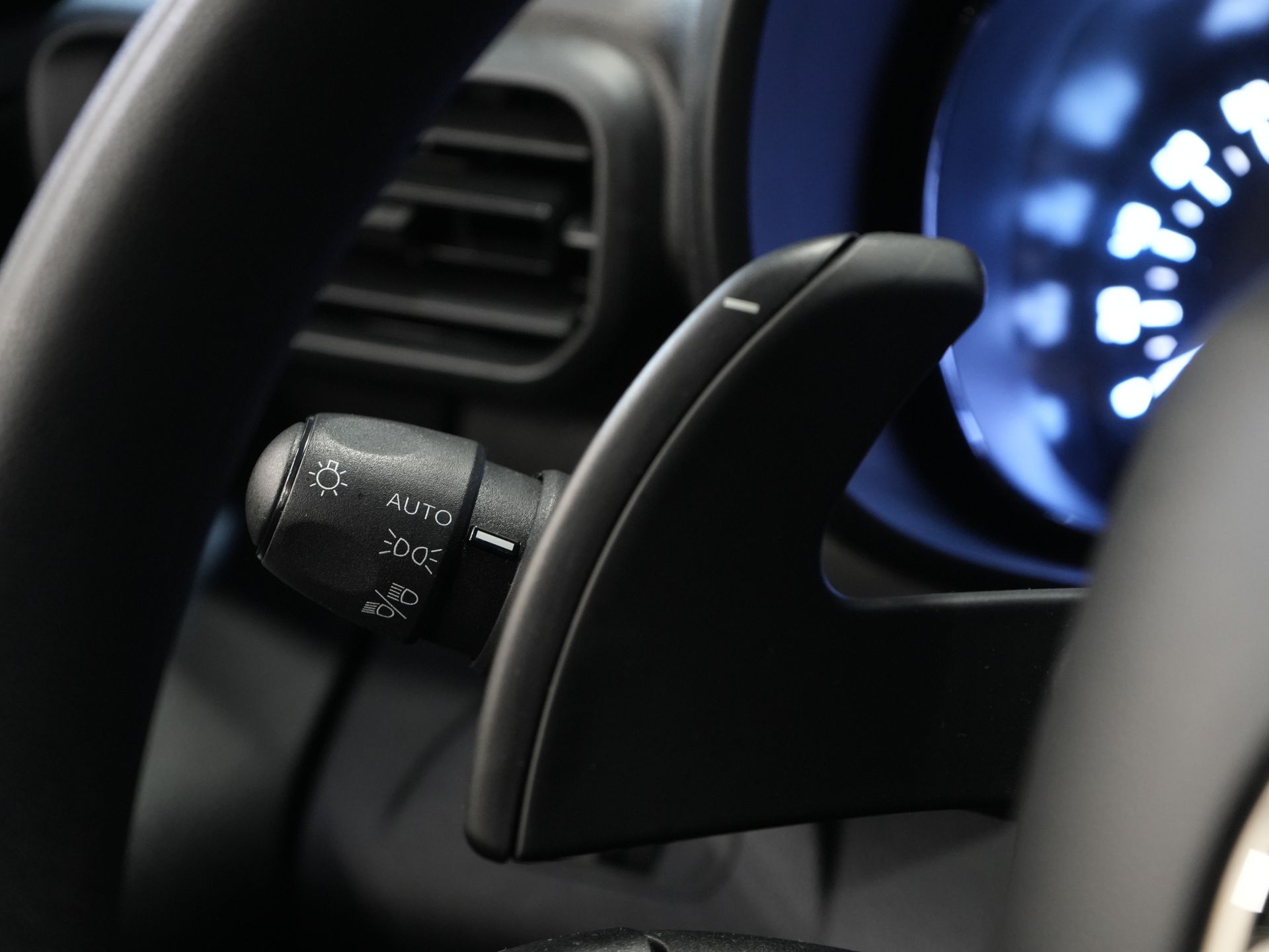 Toyota PROACE CITY Bestelbus 1.5 130 pk Aut. L2 2x Schuifdeur/ 3 Pers./ Carplay/ Standkachel/ Airco/ Camera/ Cruise/ PDC 18