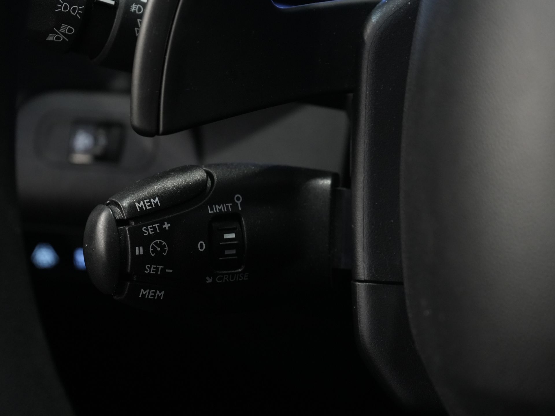 Toyota PROACE CITY Bestelbus 1.5 130 pk Aut. L2 2x Schuifdeur/ 3 Pers./ Carplay/ Standkachel/ Airco/ Camera/ Cruise/ PDC 19