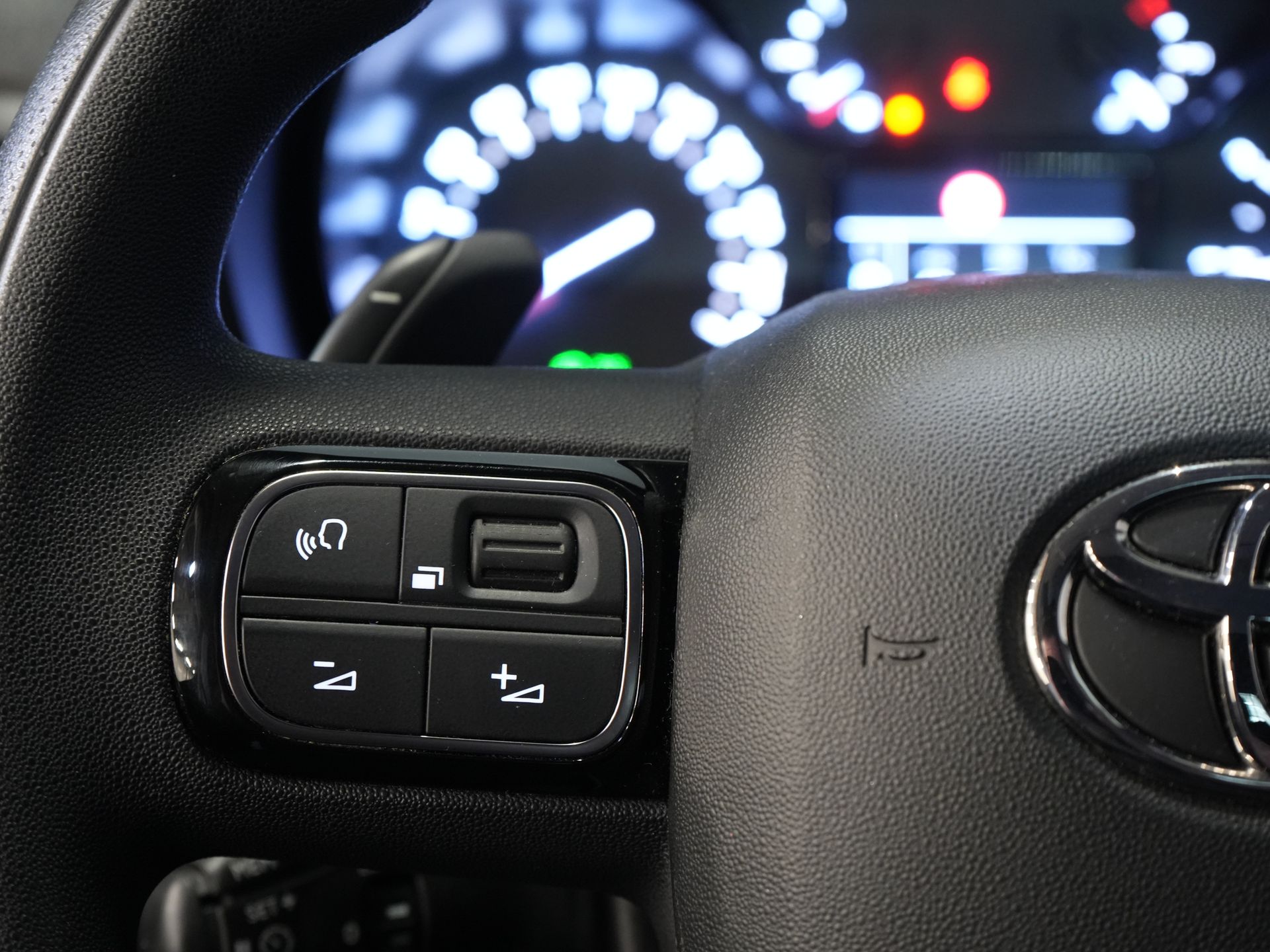 Toyota PROACE CITY Bestelbus 1.5 130 pk Aut. L2 2x Schuifdeur/ 3 Pers./ Carplay/ Standkachel/ Airco/ Camera/ Cruise/ PDC 20