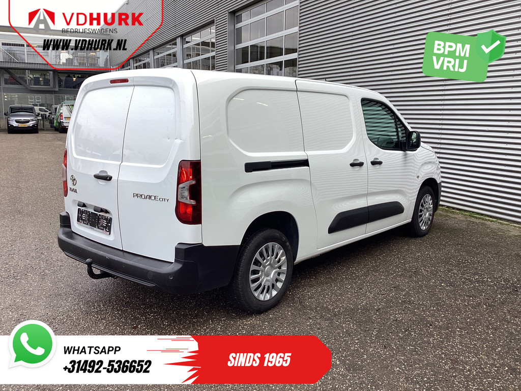 Toyota PROACE CITY Bestelbus 1.5 130 pk Aut. L2 2x Schuifdeur/ 3 Pers./ Carplay/ Standkachel/ Airco/ Camera/ Cruise/ PDC 9