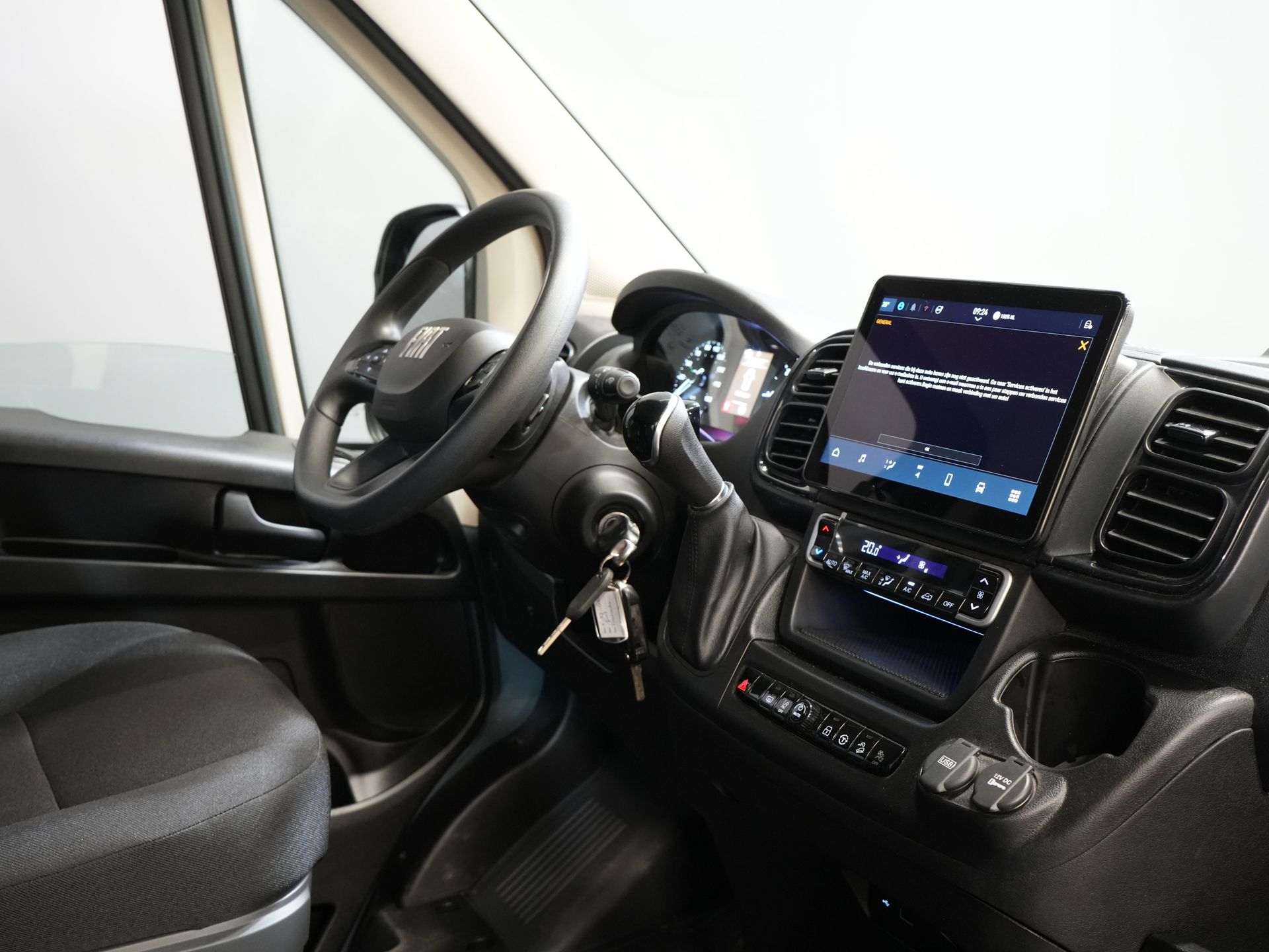 Mercedes-Benz Sprinter Bestelbus (Fiat Ducato) 2.2 MJ 180 pk Aut. L3H2 DC Dubbel Cabine BPM VRIJ! 6 Pers./ 2x Schuifdeur/ Climate/ 2.5t Trekverm./ Cruise/ Camera 2