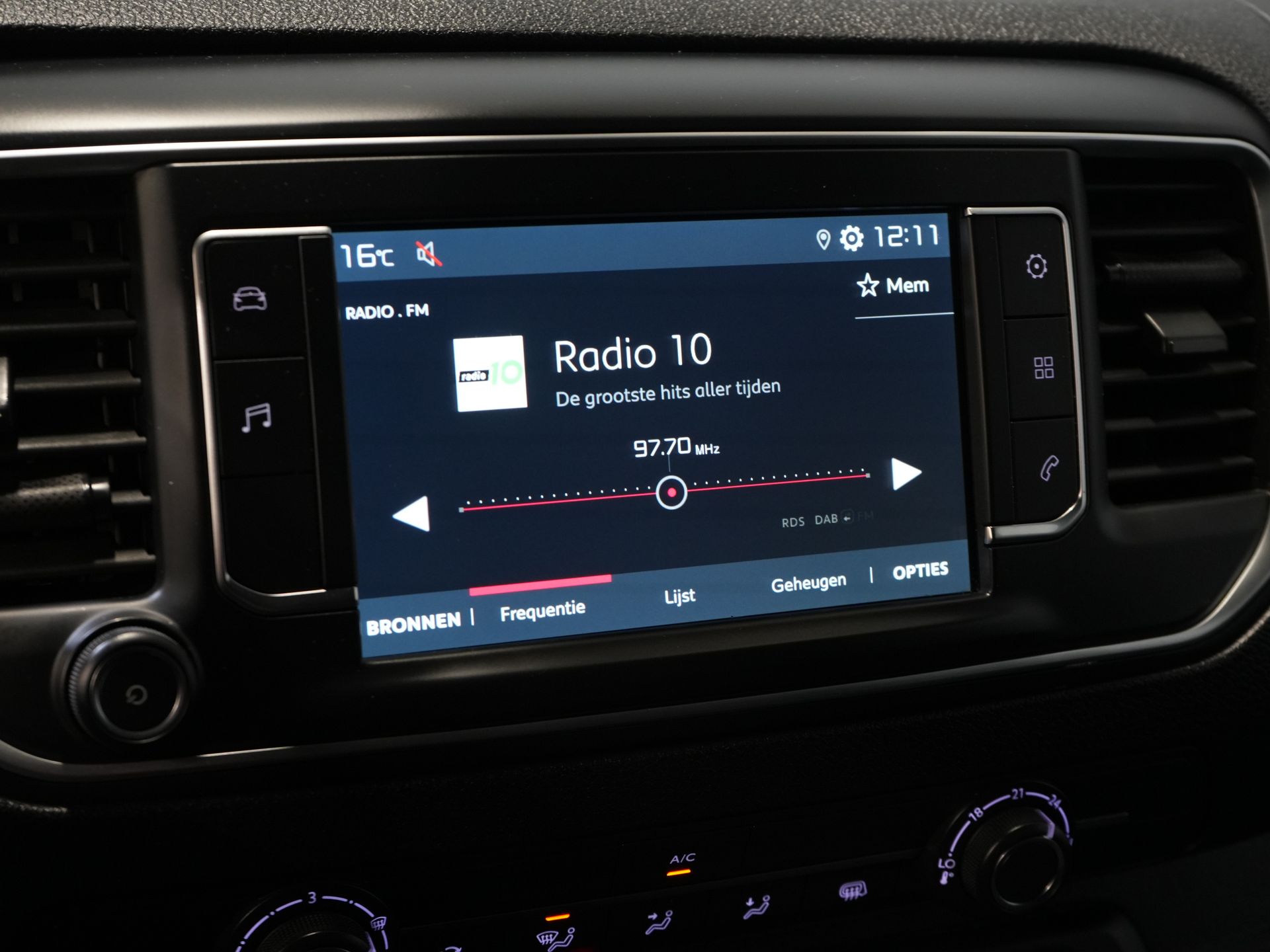 Fiat Scudo Bestelbus 2.0 MJ 145 pk DC Dubbel Cabine 6 Pers./ Camera/ Cruise/ PDC/ DAB/ Airco 21