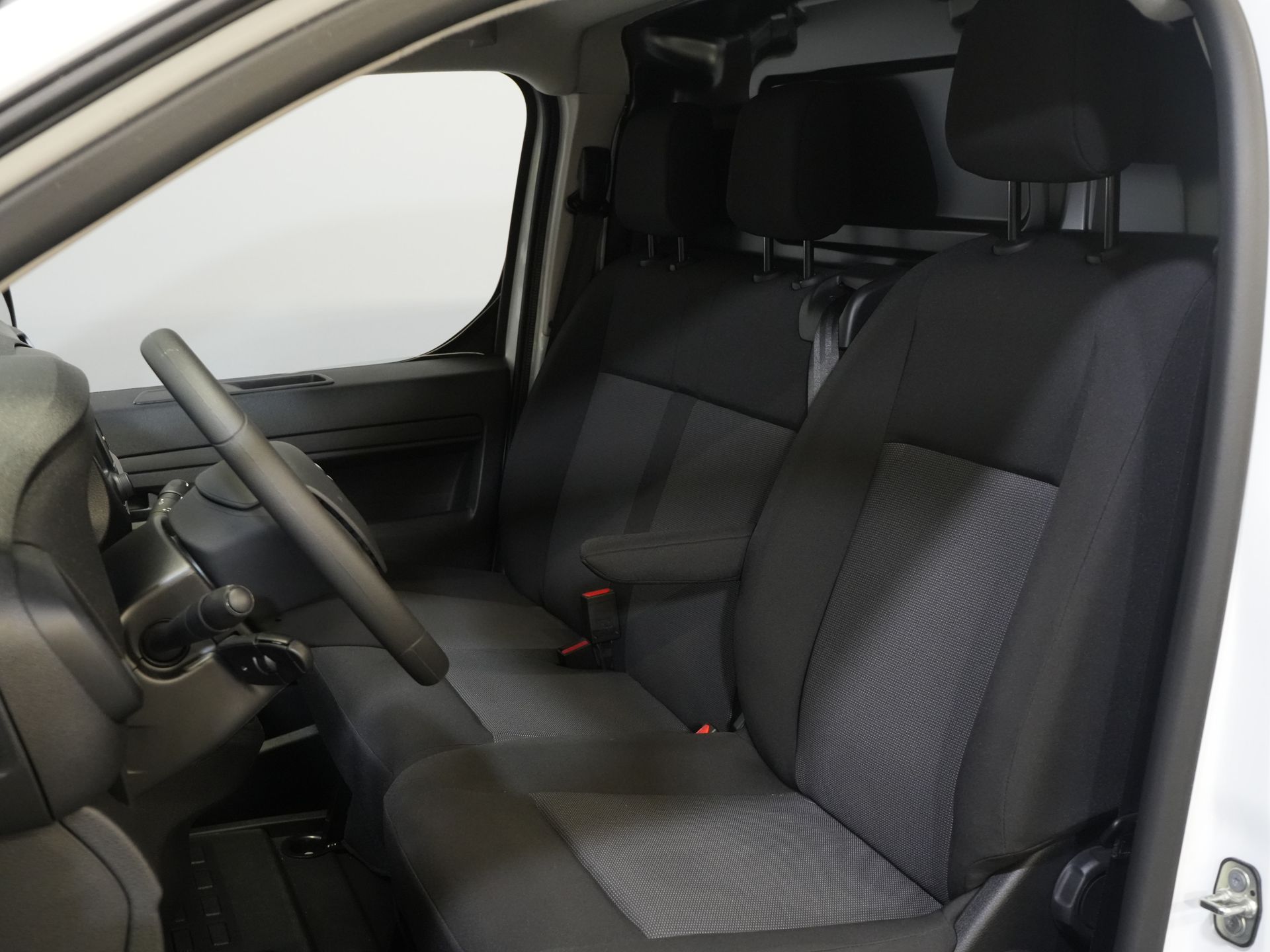 Citroën ë-Jumpy Bestelbus L3 75 kWh 330 km WLTP Snellader/ Carplay/ PDC/ Airco/ Cruise/ 3 Pers. 11