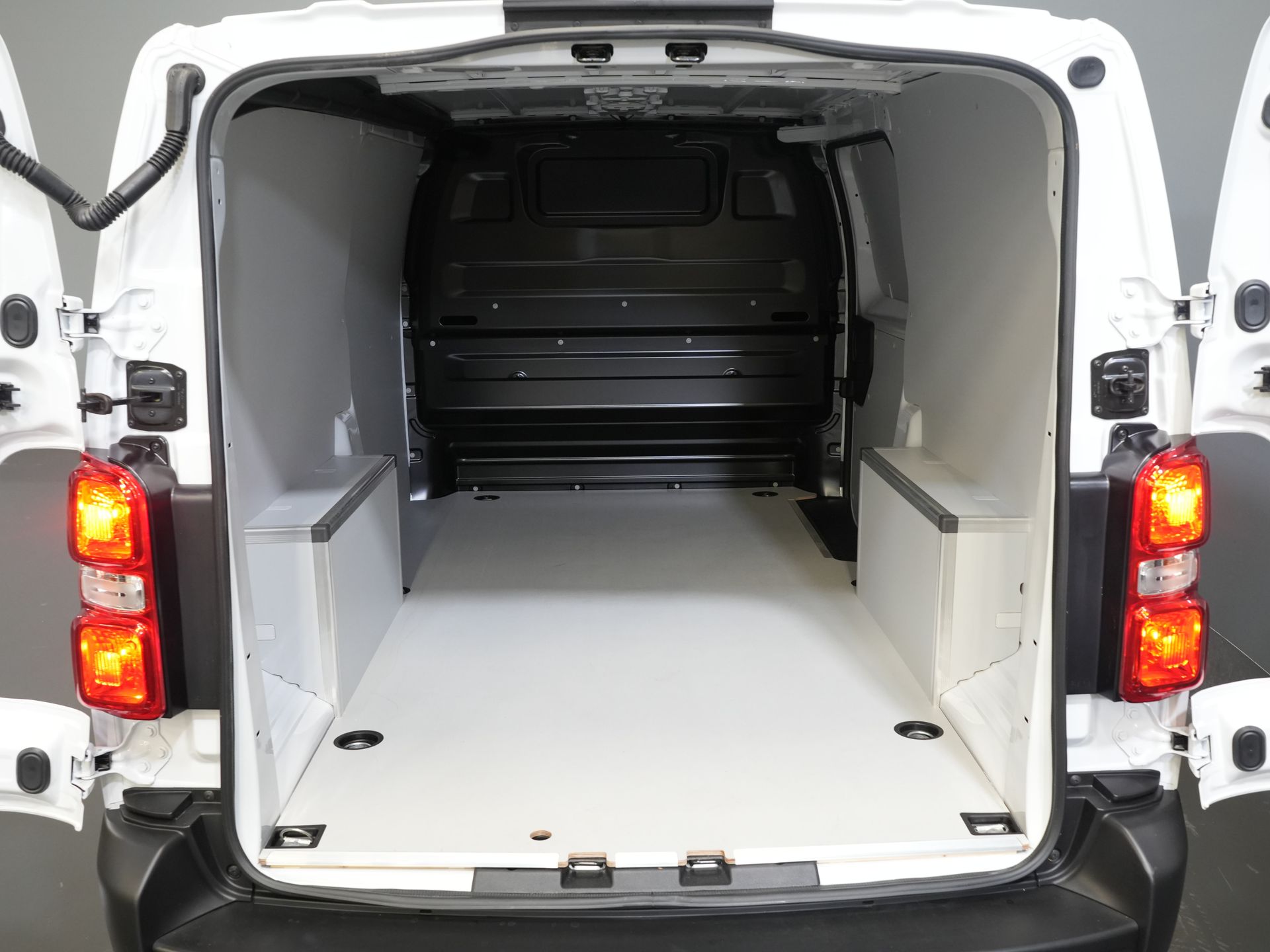 Citroën ë-Jumpy Bestelbus L3 75 kWh 330 km WLTP Snellader/ Carplay/ PDC/ Airco/ Cruise/ 3 Pers. 14