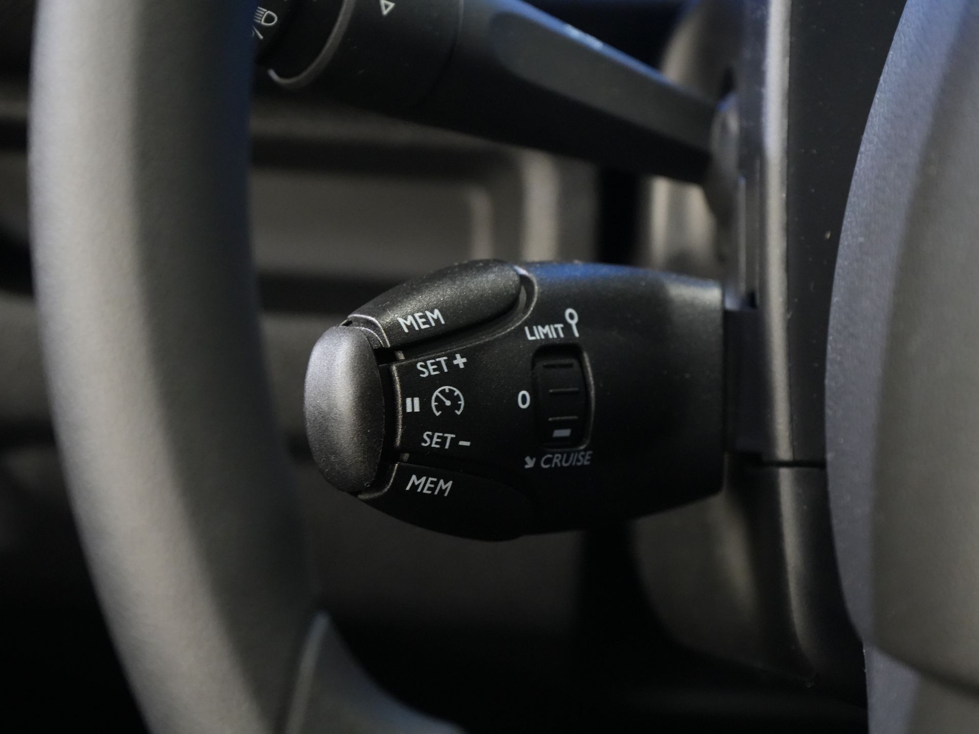 Citroën ë-Jumpy Bestelbus L3 75 kWh 330 km WLTP Snellader/ Carplay/ PDC/ Airco/ Cruise/ 3 Pers. 15