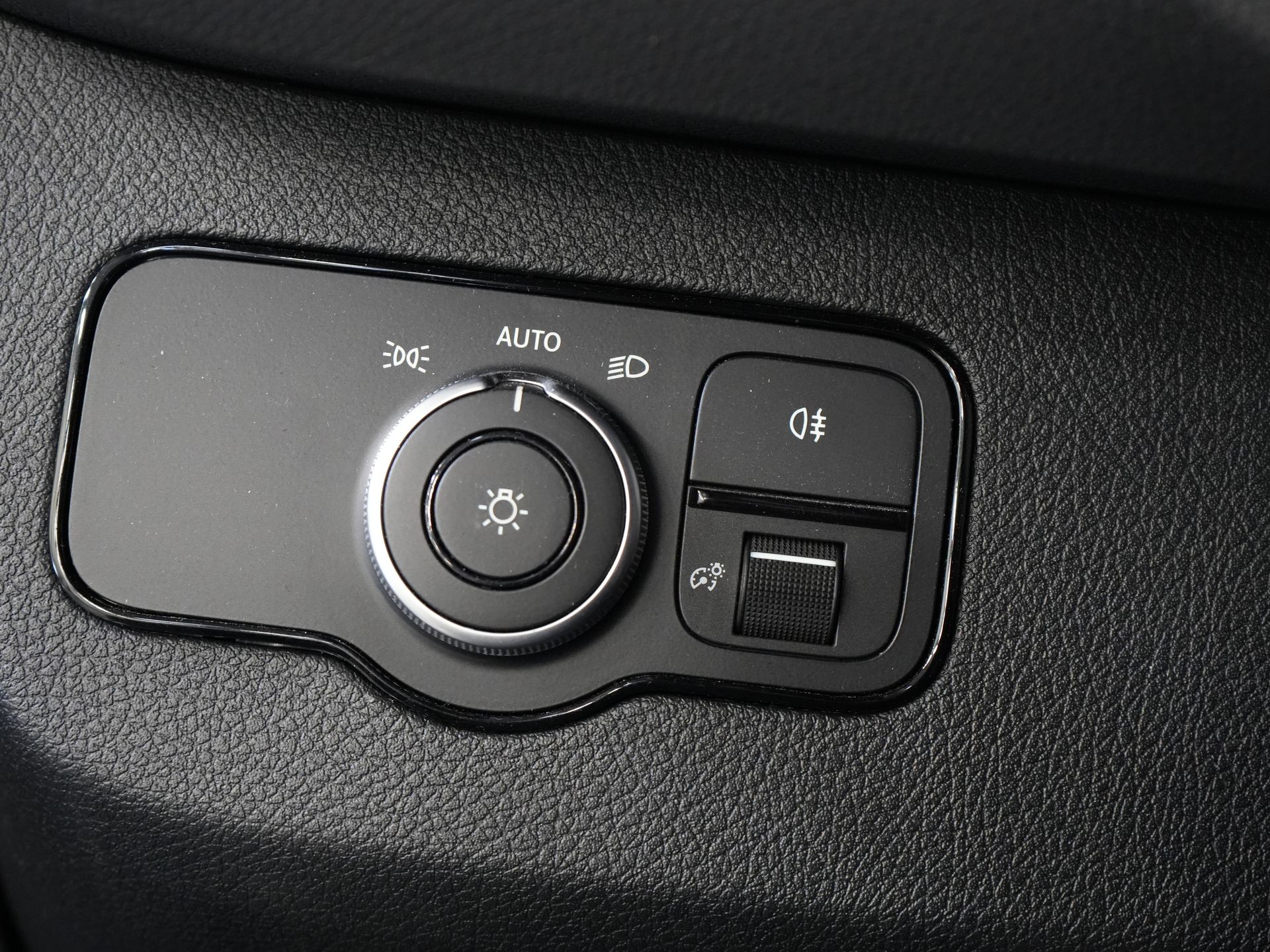 Mercedes-Benz Sprinter Bestelbus 316 2.2 CDI L3H2 LED/ 10,25” MBUX/ Gev.Stoel/ Carplay/ Sidebars/ Cruise/ Camera/ Navi/ Trekhaak/ Airco 17