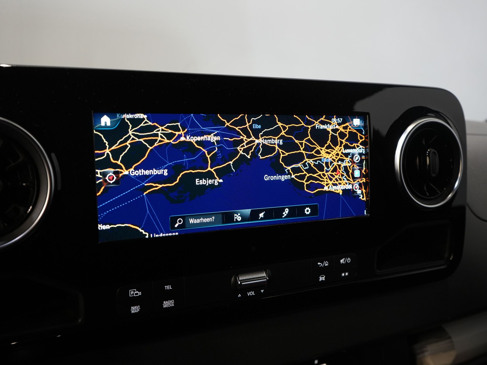 Mercedes-Benz Sprinter Bestelbus 316 2.2 CDI L3H2 LED/ 10,25” MBUX/ Gev.Stoel/ Carplay/ Sidebars/ Cruise/ Camera/ Navi/ Trekhaak/ Airco 22