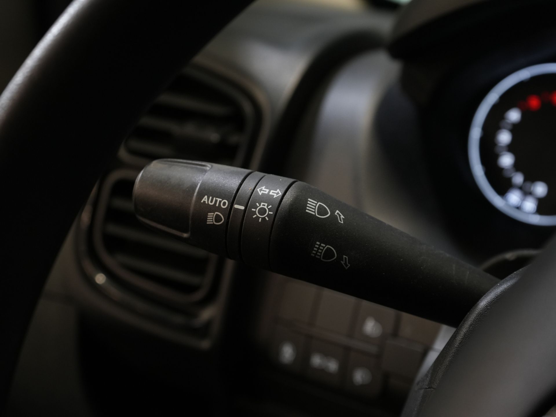 Opel Movano Bestelbus 35 2.2 CDTI 140 pk Aut. L2H2 NL Auto/ LED/ Virtual Cockpit/ Carplay/ Climate/ Navi/ Cruise/ Camera/ DAB 19