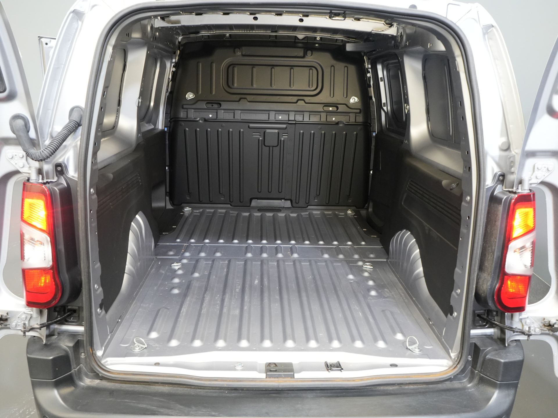 Citroën E-Berlingo Bestelbus 50 kWh 335 km WLTP L2 LED/ Snellader/ Navi/ Carplay/ Camera/ LMV/ PDC/ Airco 14