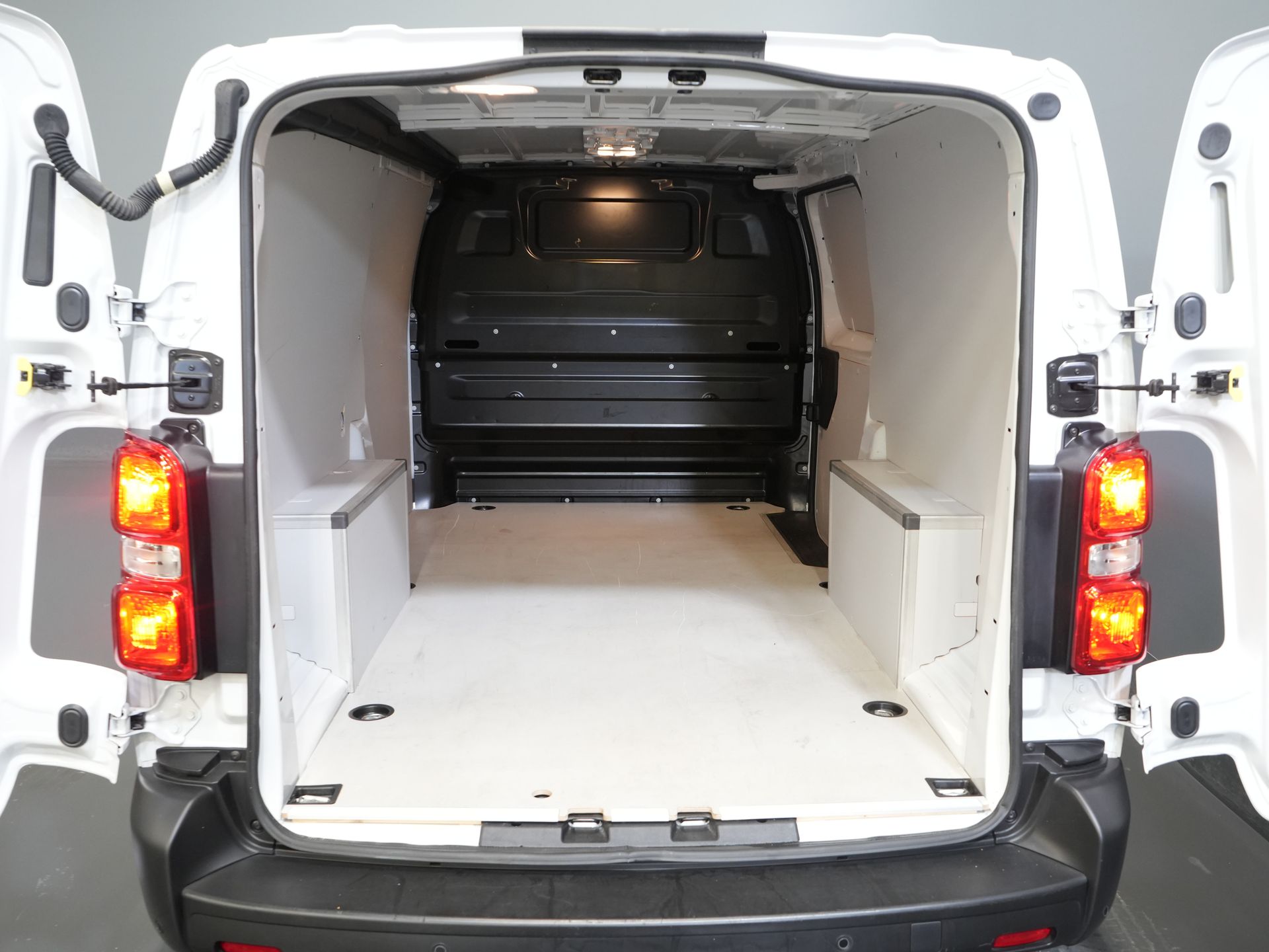 Fiat Scudo Bestelbus 2.0 MJ 120 pk L3 Carplay/ Camera/ PDC/ Cruise/ Airco 14