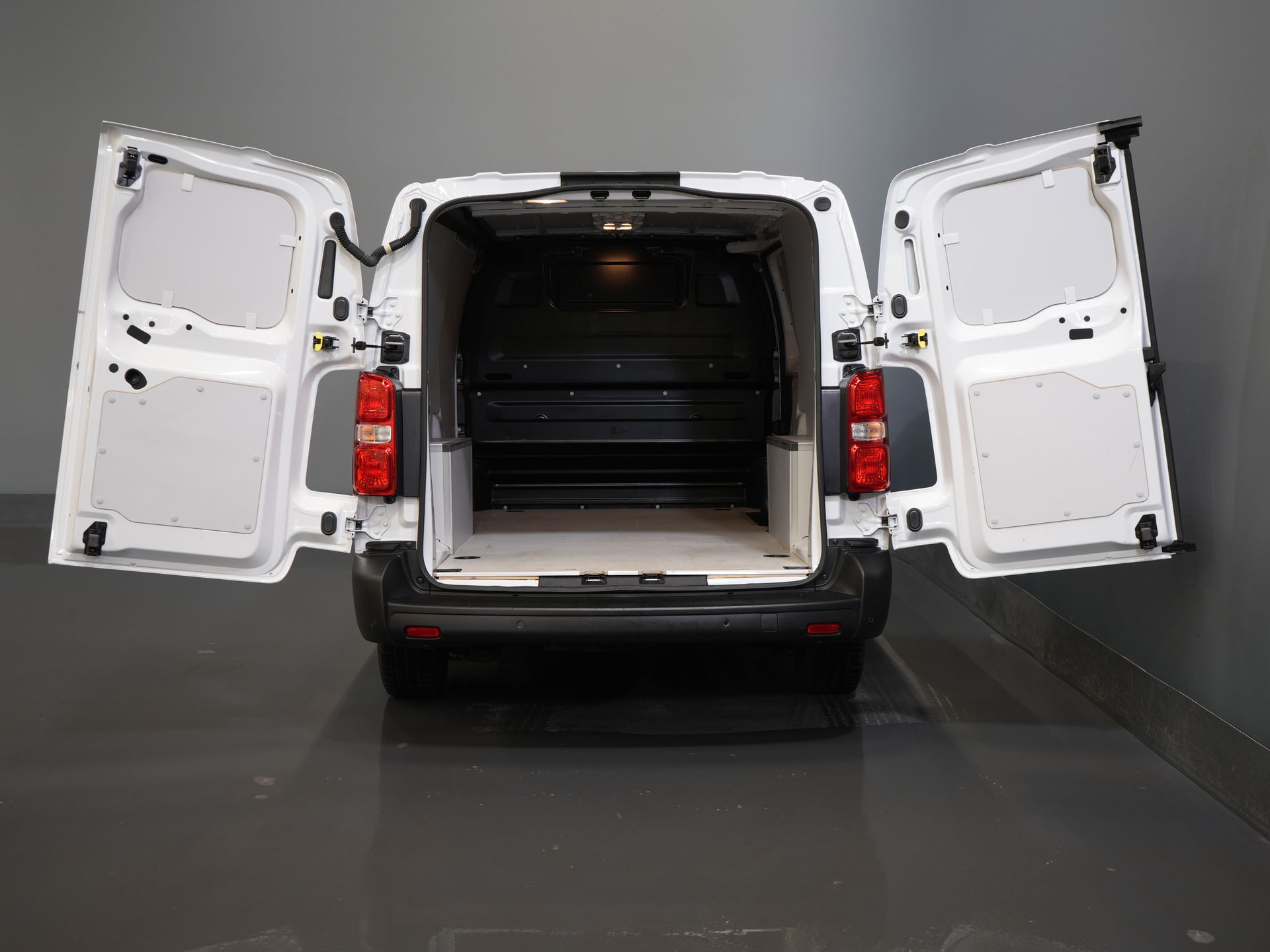 Fiat Scudo Bestelbus 2.0 MJ 120 pk L3 Carplay/ Camera/ PDC/ Cruise/ Airco 4