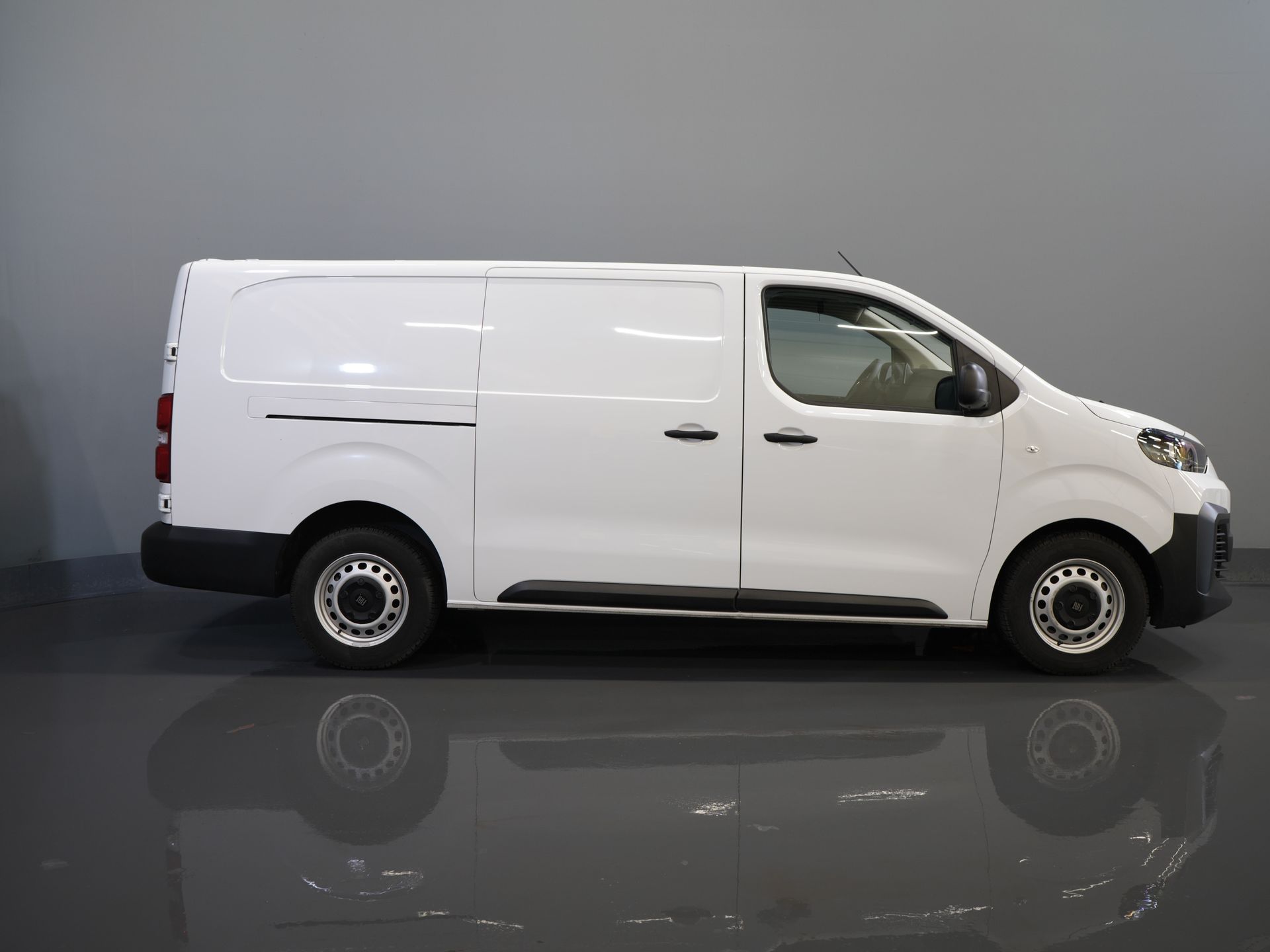 Fiat Scudo Bestelbus 2.0 MJ 120 pk L3 Carplay/ Camera/ PDC/ Cruise/ Airco 10