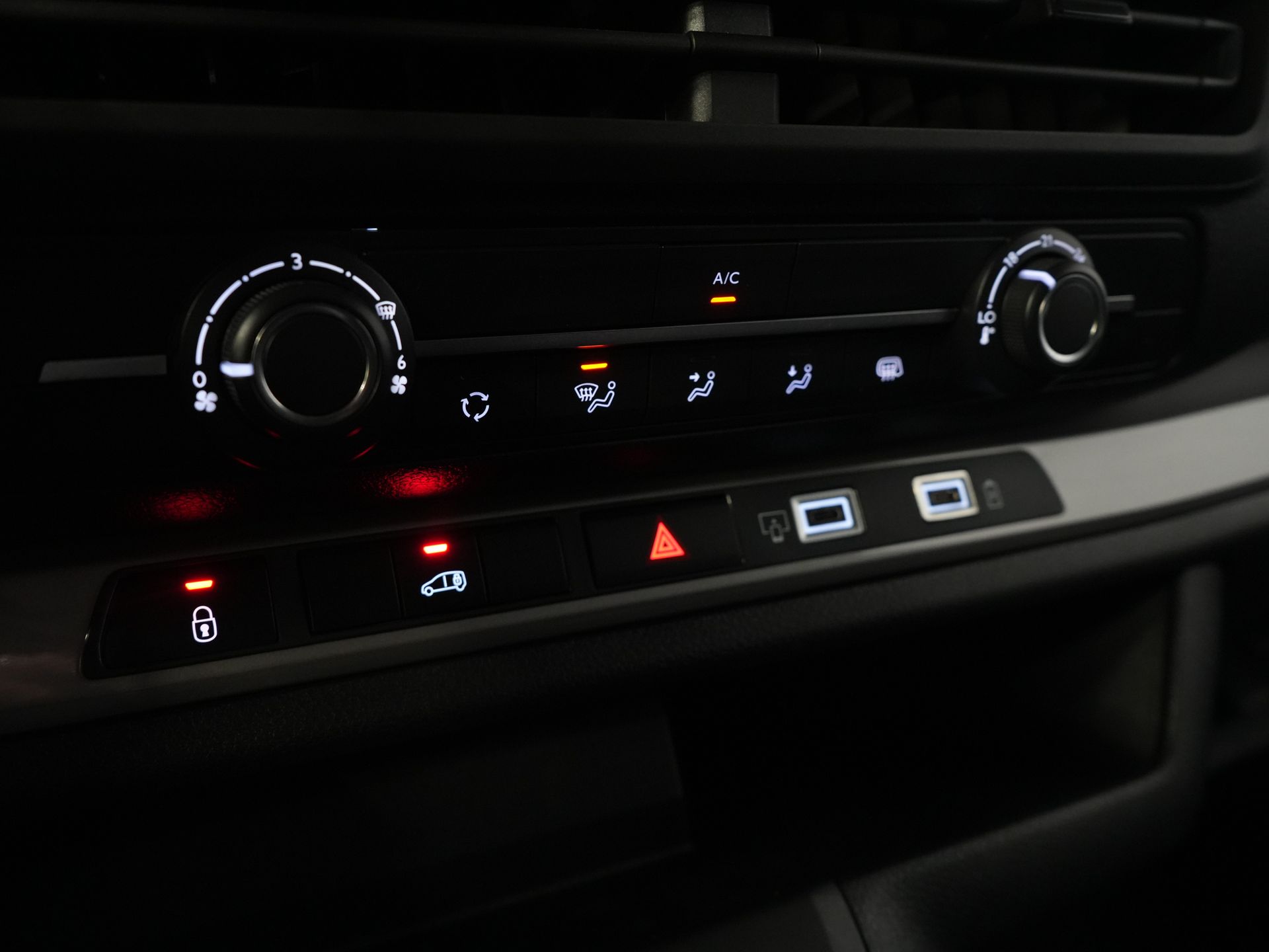 Fiat Scudo Bestelbus 2.0 MJ 120 pk L3 Carplay/ Camera/ PDC/ Cruise/ Airco 18