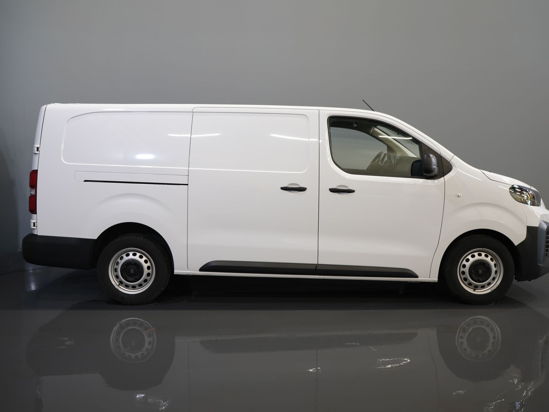 Fiat Scudo Bestelbus 2.0 MJ 120 pk L3 Carplay/ Camera/ PDC/ Cruise/ Airco 10