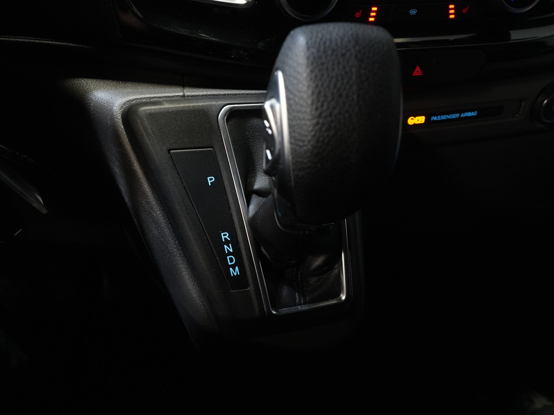 Ford Transit Custom Bestelbus 2.0 TDCI 130 pk L2 Limited DC Dubbel Cabine 2xSchuifdeur/ Stoelverw./ Carplay/ Cruise/ PDC/ Camera/ Navi/ Trekhaak/ Alarm III 20