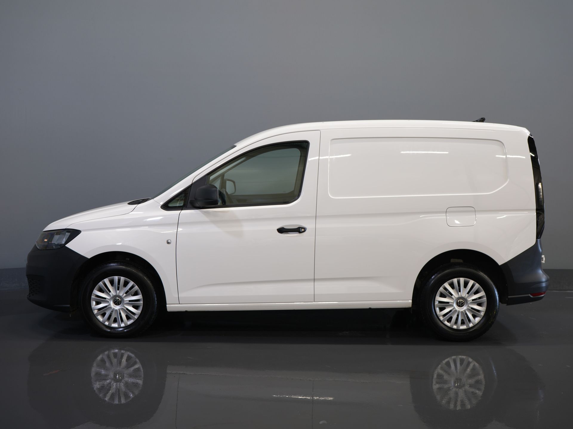 Volkswagen Caddy Cargo Bestelbus 2.0 TDI 105 pk PDC/ Betimmerd/ Bluetooth/ Airco 9