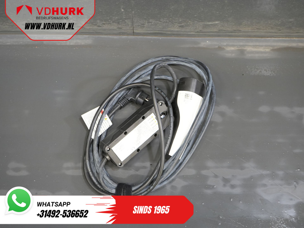 Kia Niro SUV 1.6 GDi PHEV Executive Line Harman Kardon/ Stoelvent./ 18