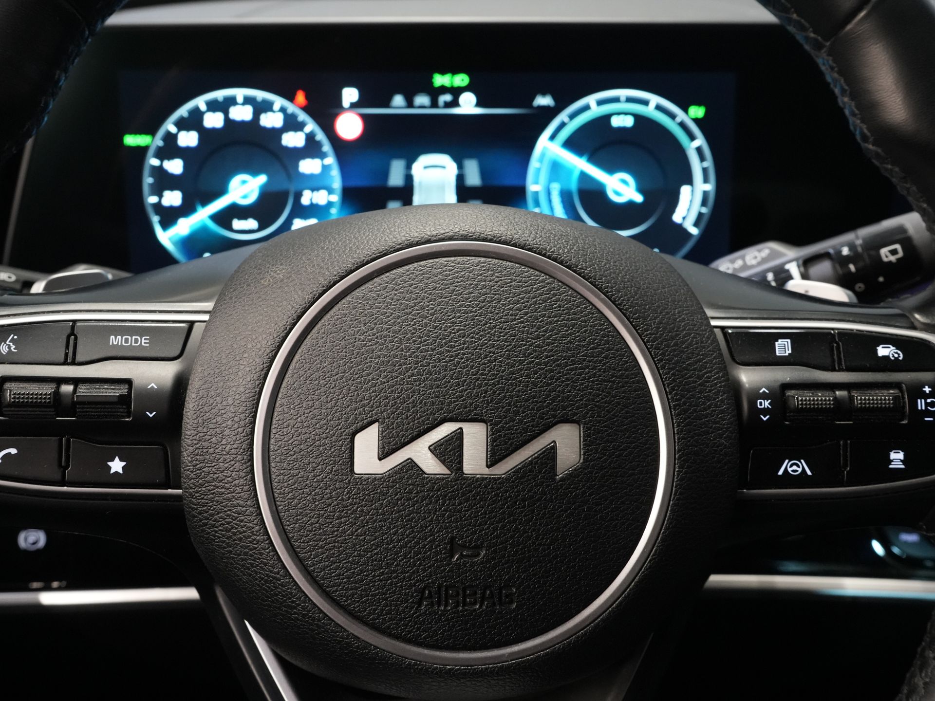 Kia Sportage SUV 1.6 T-GDi Plug-in Hybrid AWD GT-line LED/ Virtual Cockpit/ Adapt.Cruise/ Memory seat/ Stoelverw./ Stoelvent./ Stuurverw./ Camera 24