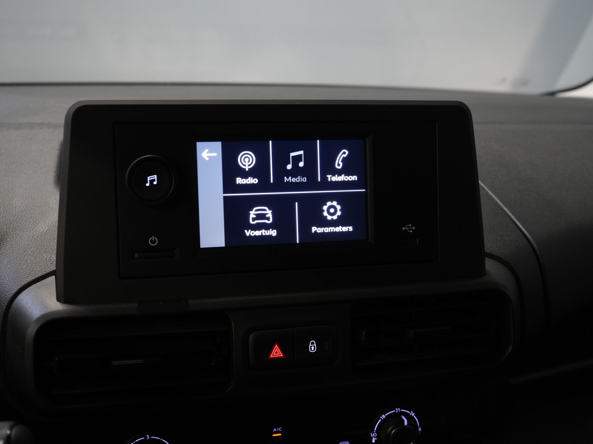 Peugeot e-Partner Bestelbus 50 kWh 280 km WLTP Standkachel/ Snellader/ DAB/ Cruise/ Airco 23