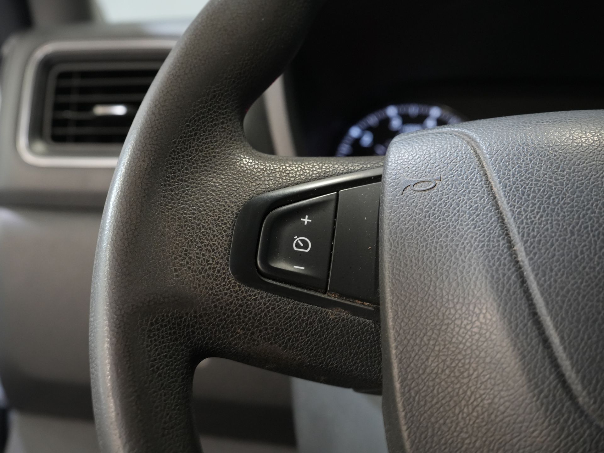 Opel Movano Bestelbus 2.3 Turbo 136PK L3H2 Camera/ Climate/ Cruise/ PDC/ Trekhaak / 2,5T trekgew./ Imperiaal+trap/ Side Bars/ NL Auto 18