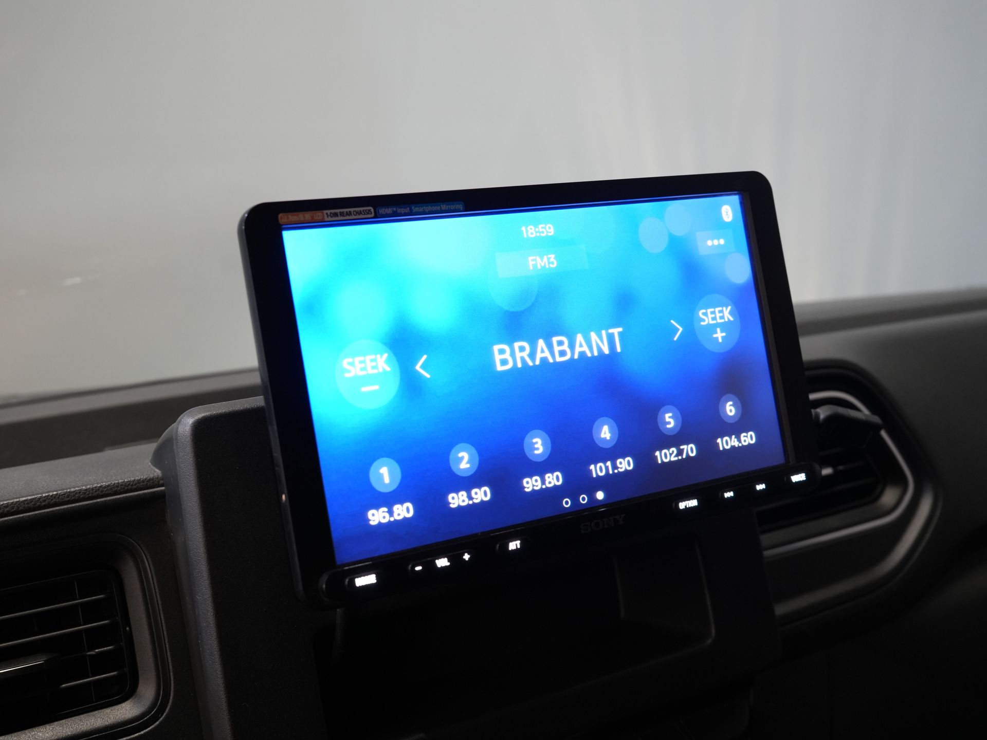 Opel Movano Bestelbus 2.3 Turbo 136PK L3H2 Camera/ Climate/ Cruise/ PDC/ Trekhaak / 2,5T trekgew./ Imperiaal+trap/ Side Bars/ NL Auto 21