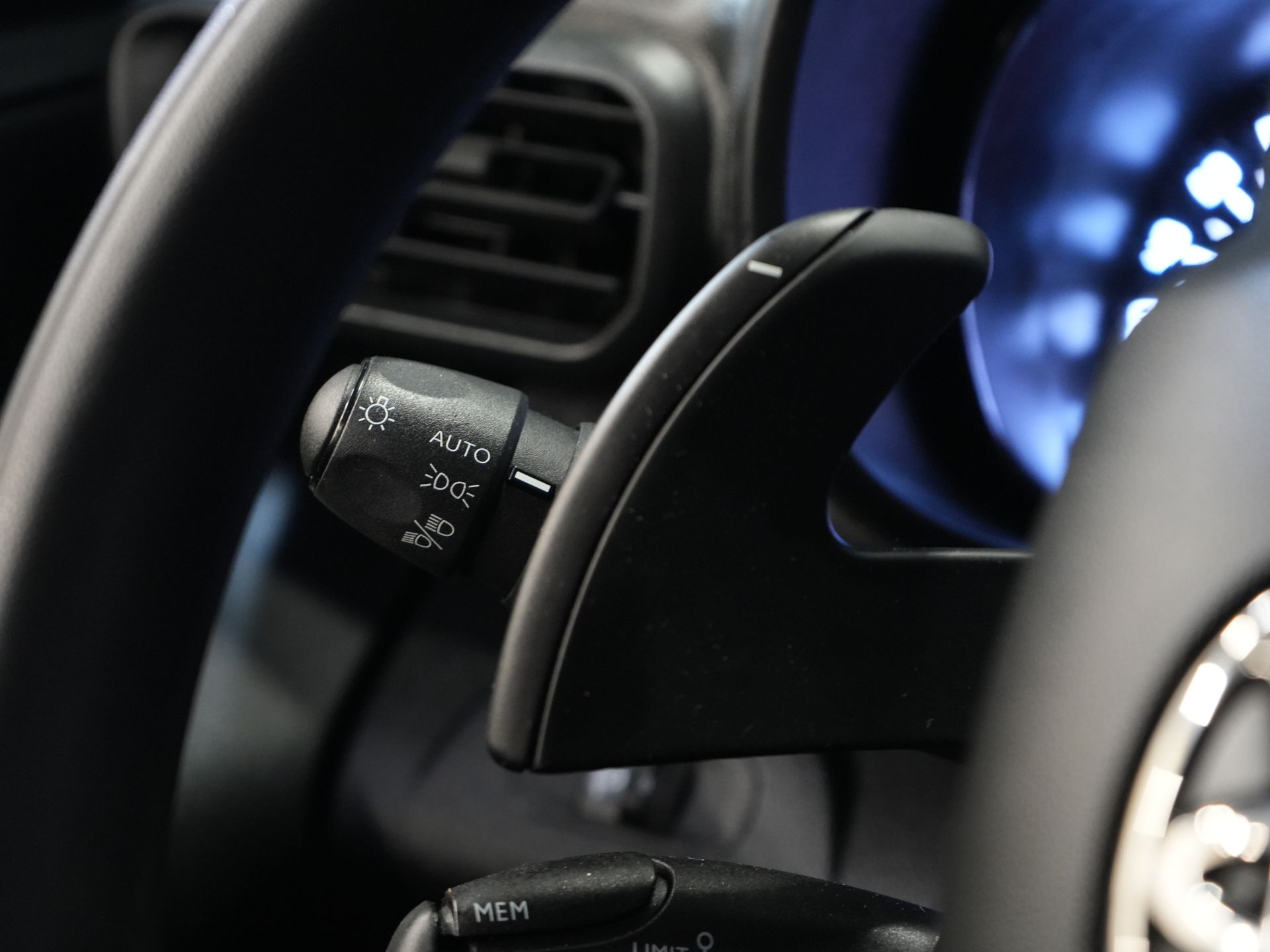 Toyota PROACE CITY Bestelbus 1.5 D-4D 130 PK Aut. 3 Pers./ Carplay/ Airco/ Camera/ Standkachel/ LMV/ Trekhaak/ Cruise 18