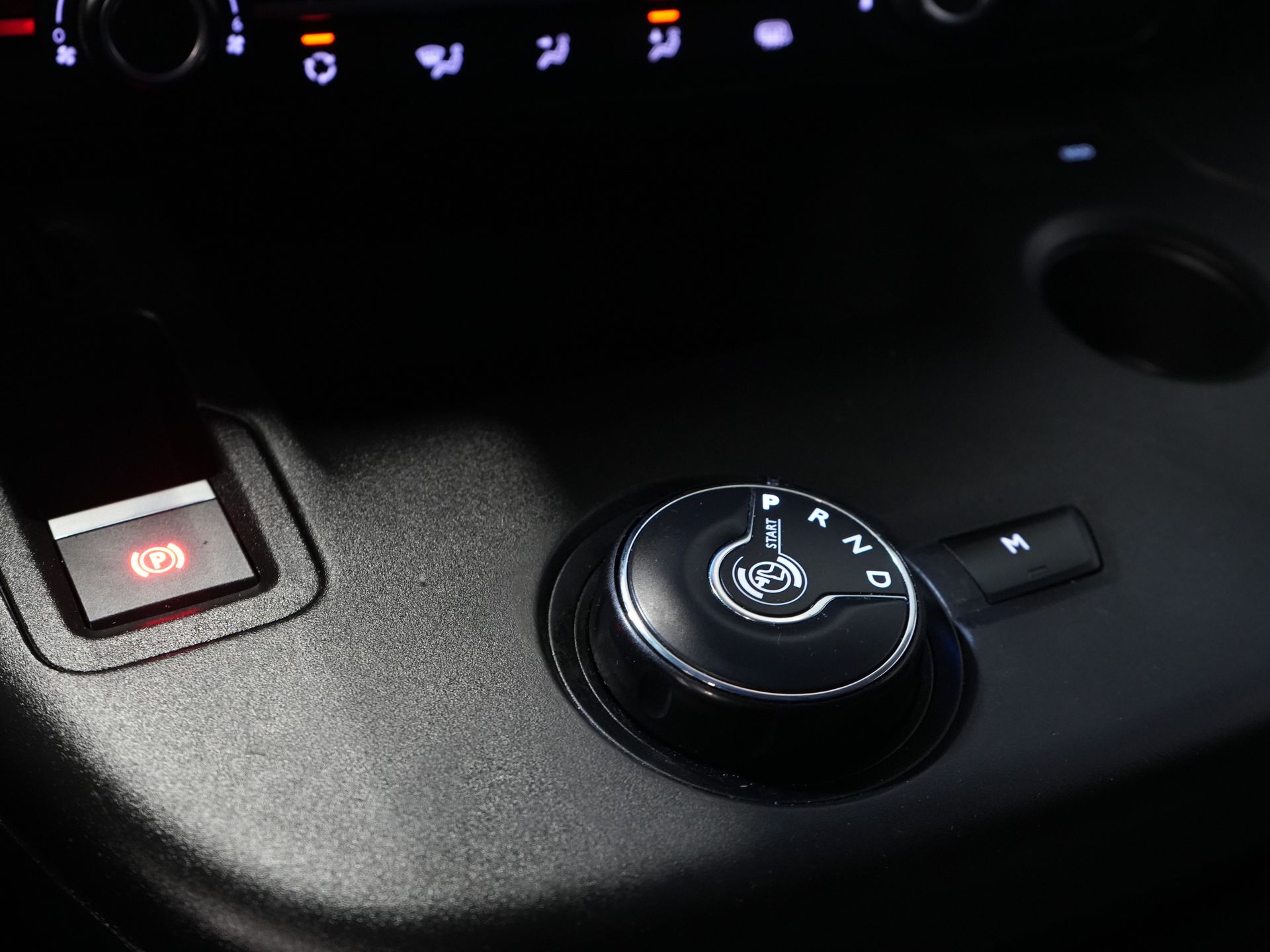 Toyota PROACE CITY Bestelbus 1.5 D-4D 130 PK Aut. 3 Pers./ Carplay/ Airco/ Camera/ Standkachel/ LMV/ Trekhaak/ Cruise 22