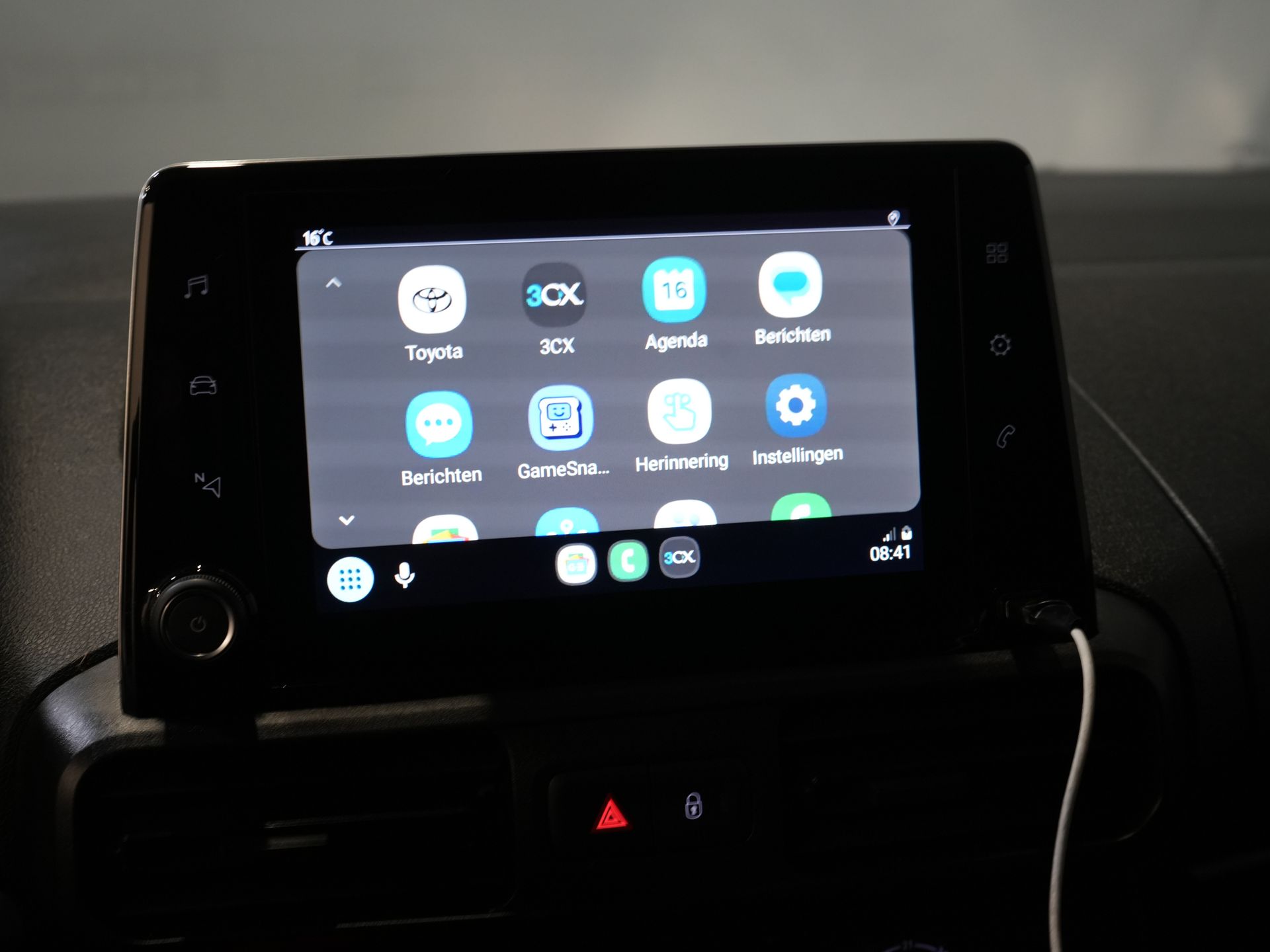 Toyota PROACE CITY Bestelbus 1.5 D-4D 130 PK Aut. 3 Pers./ Carplay/ Airco/ Camera/ Standkachel/ LMV/ Trekhaak/ Cruise 26