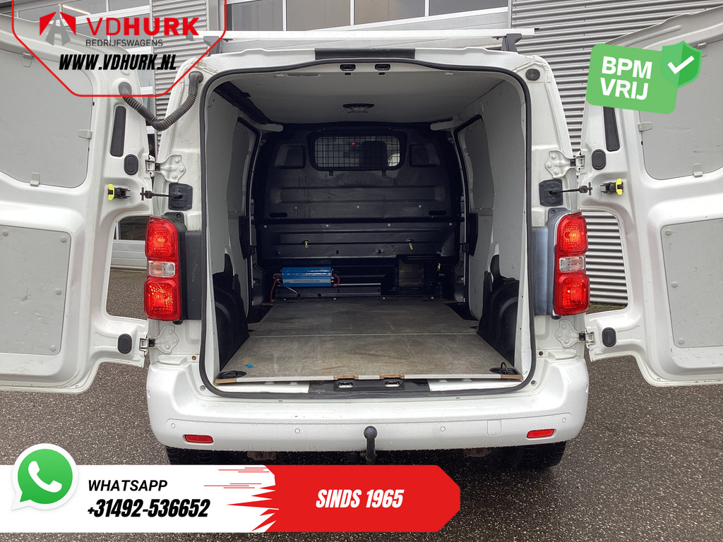 Toyota ProAce Worker Bestelbus 2.0 D-4D Aut. L2 Adapt.Cruise/ Head-Up/ Standkachel/ Carplay/ 2x Schuifdeur/ Stoelverw./ Keyless/ Climate/ Navi/ Camera/ PDC/ 17 4