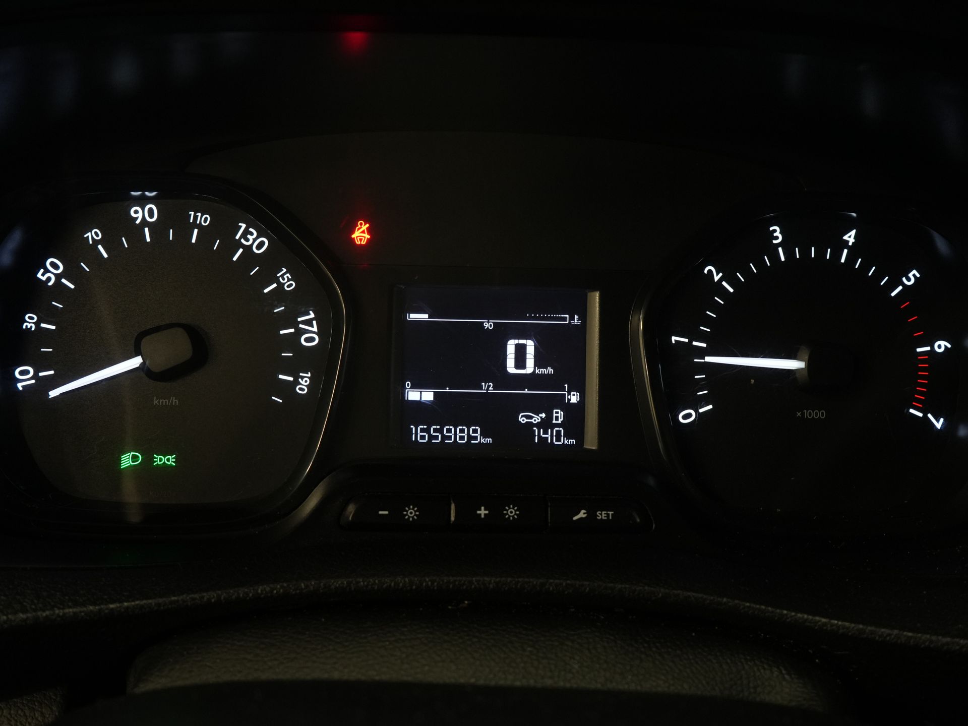 Toyota ProAce Worker Bestelbus 1.6 L3 Cruise/ Airco/ Camera/ Trekhaak/ Sidebars 17