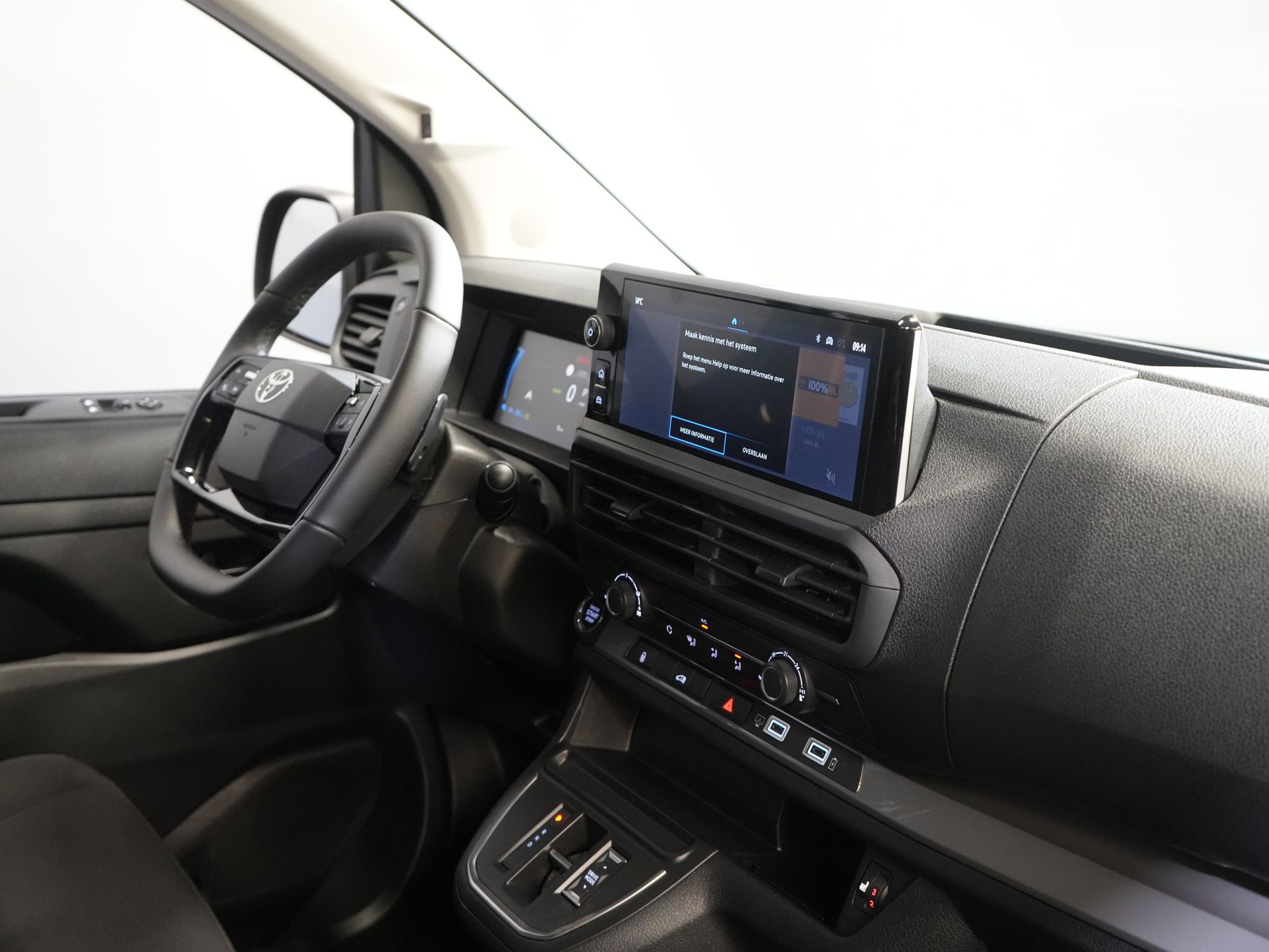 Toyota PROACE Electric Worker Bestelbus 75 kWh L3 345 km WLTP LED/ Snellader/ Keyless/ Adapt.Cruise/ Stuurverw./ Stoelverw./ Navi/ Carplay/ Camera/ PDC/ Airco 2