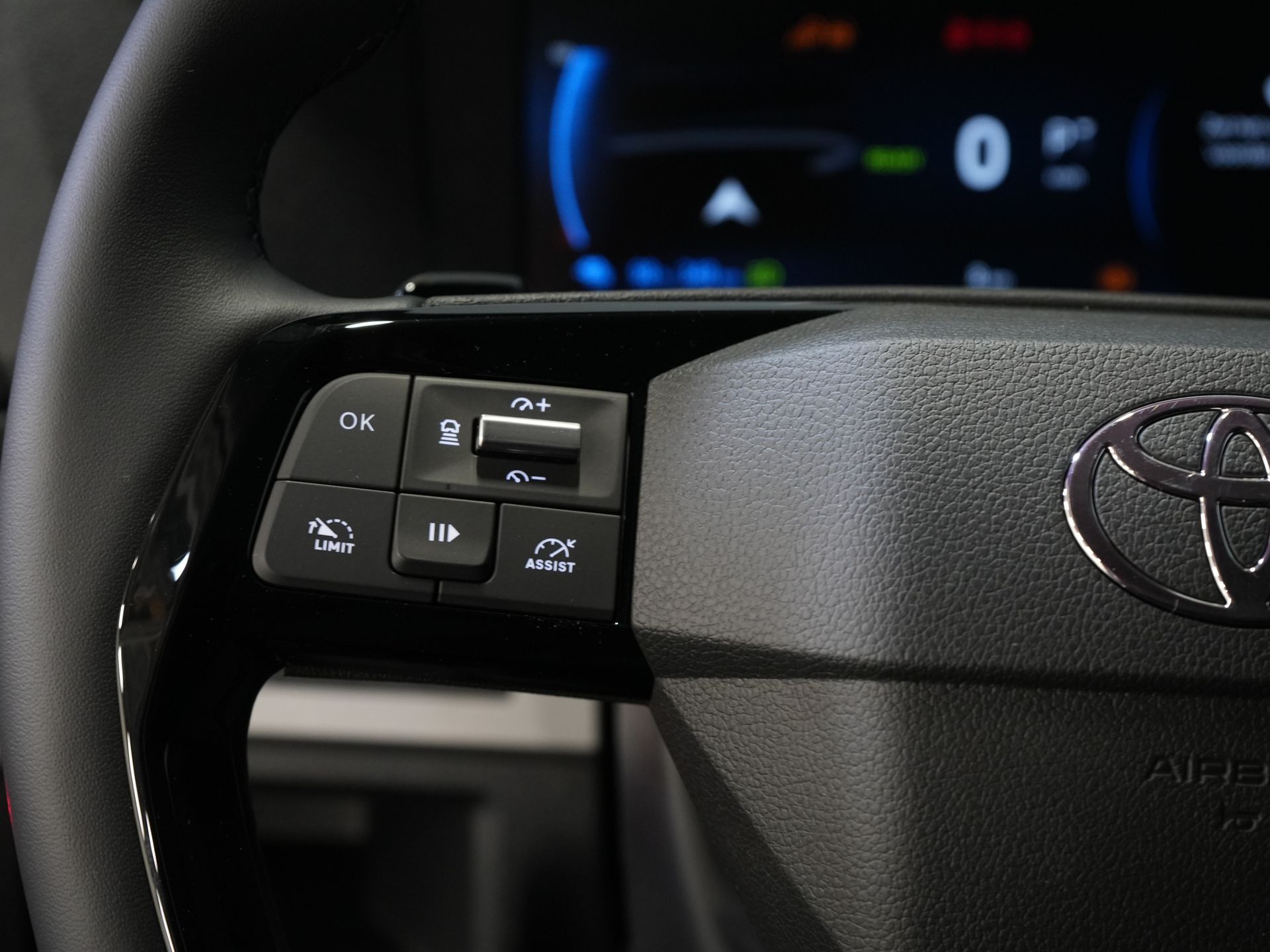 Toyota PROACE Electric Worker Bestelbus 75 kWh L3 345 km WLTP LED/ Snellader/ Keyless/ Adapt.Cruise/ Stuurverw./ Stoelverw./ Navi/ Carplay/ Camera/ PDC/ Airco 19