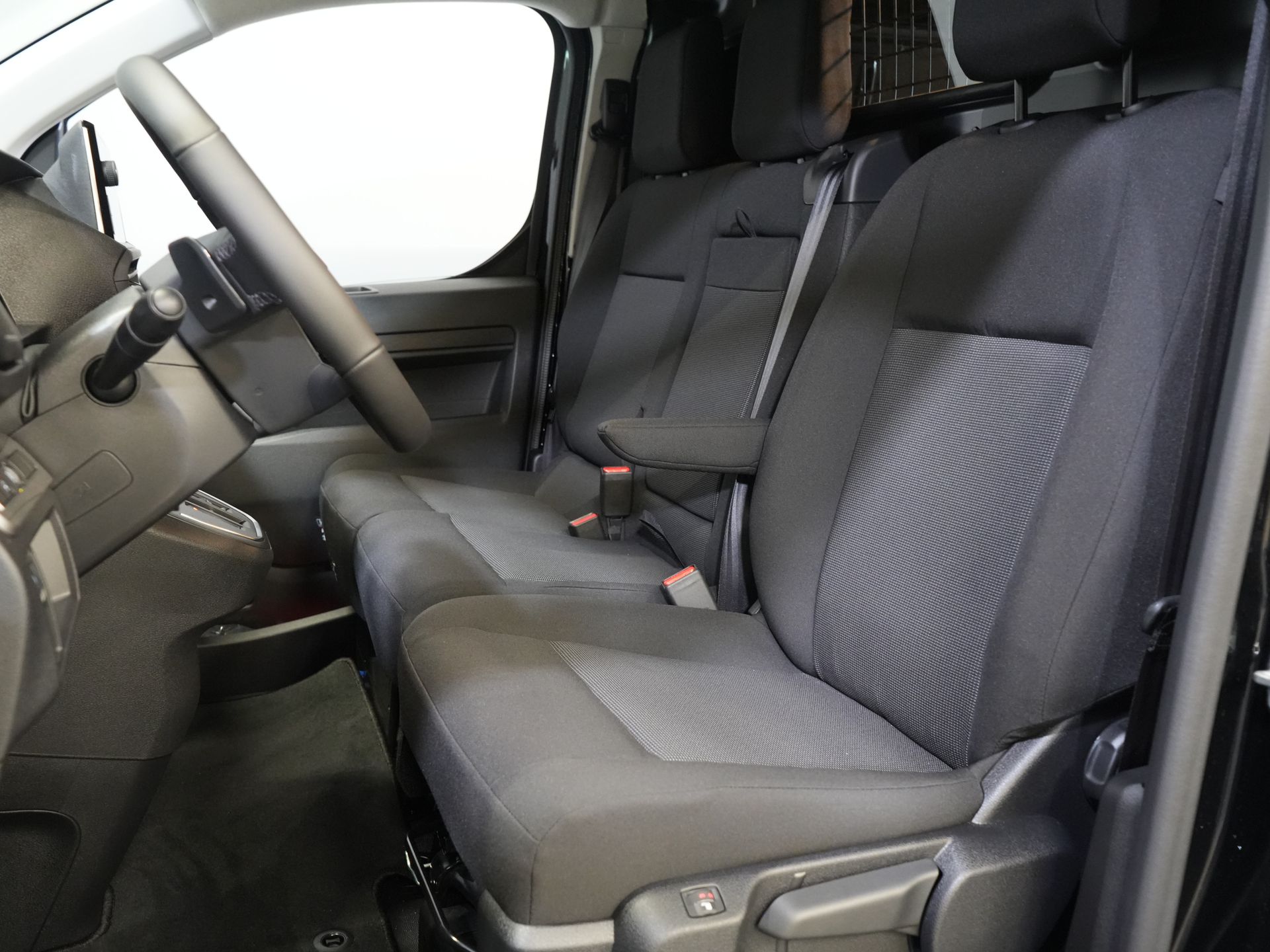 Toyota PROACE Electric Worker Bestelbus 75 kWh L3 345 km WLTP LED/ Snellader/ Keyless/ Adapt.Cruise/ Stuurverw./ Stoelverw./ Navi/ Carplay/ Camera/ PDC/ Airco 11