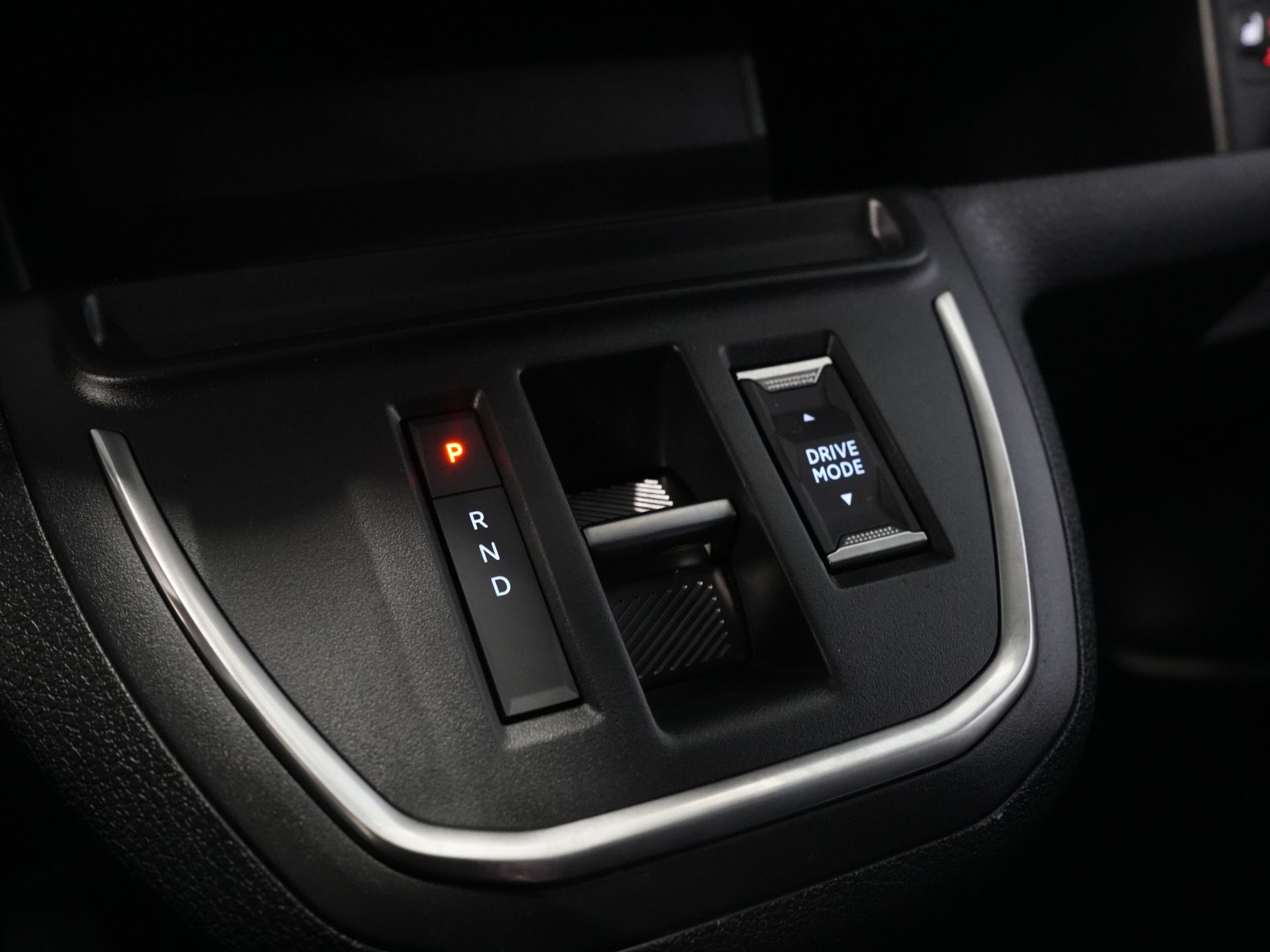 Toyota PROACE Electric Worker Bestelbus 75 kWh L3 345 km WLTP LED/ Snellader/ Keyless/ Adapt.Cruise/ Stuurverw./ Stoelverw./ Navi/ Carplay/ Camera/ PDC/ Airco 21