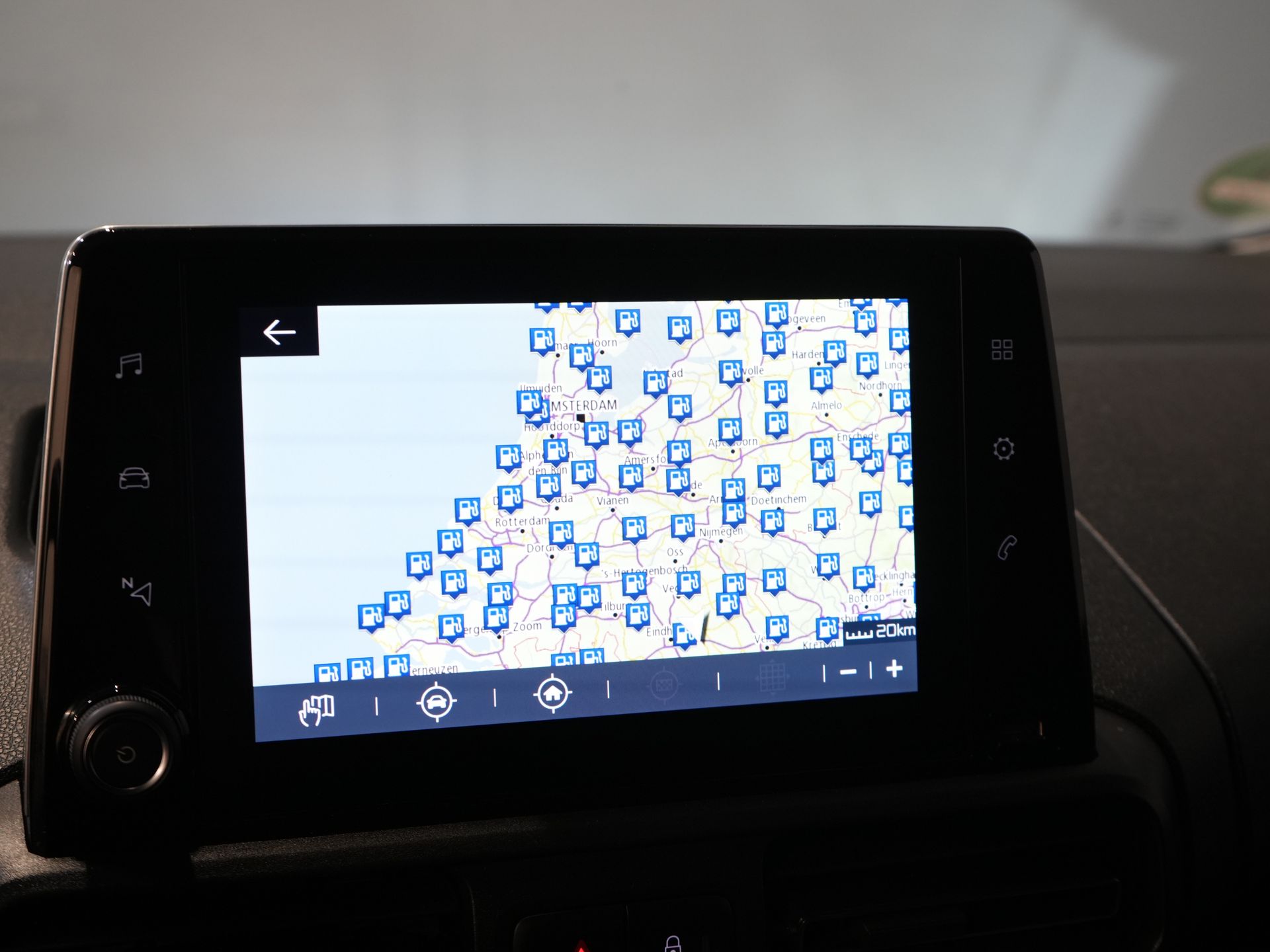 Fiat Doblò Bestelbus 1.5D 130 pk L2 Riem.V.V/ CarPlay/ Navi/ Camera/ PDC/ LMV/ Cruise/ Airco 22