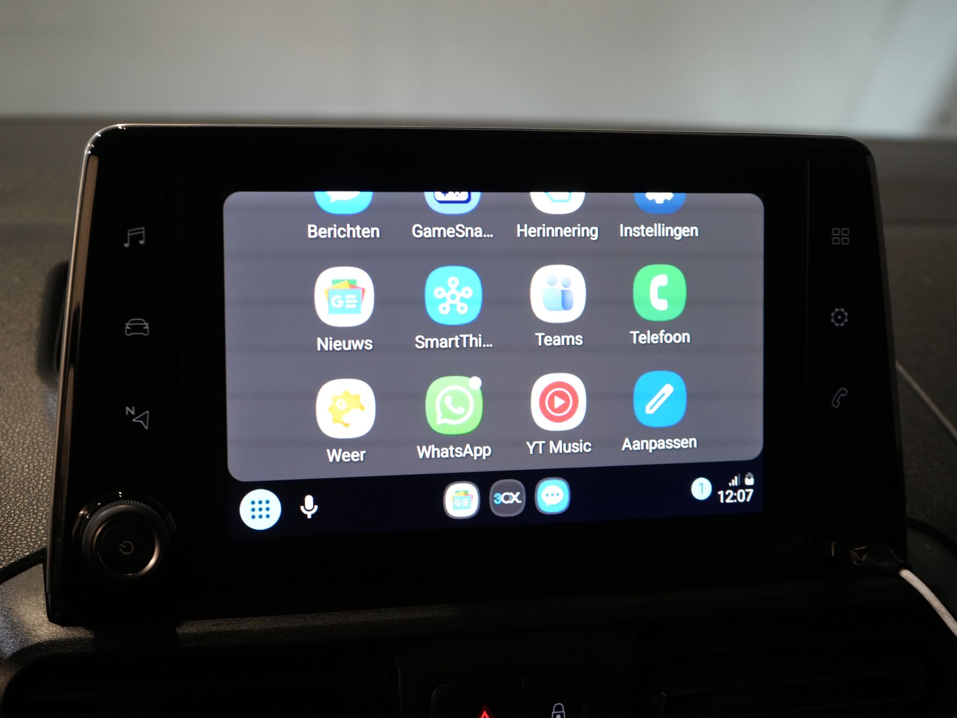 Fiat Doblò Bestelbus 1.5D 130 pk L2 Riem.V.V/ CarPlay/ Navi/ Camera/ PDC/ LMV/ Cruise/ Airco 25