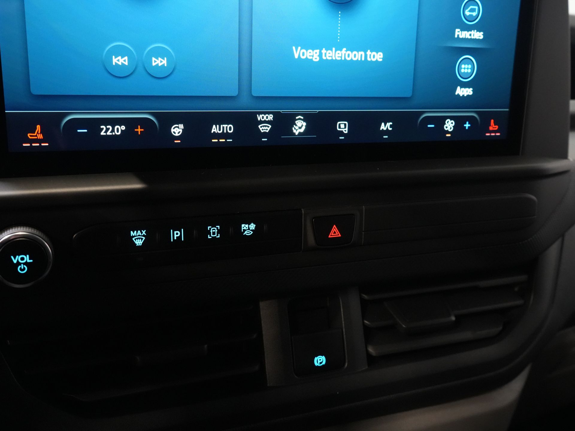 Ford E-Transit Custom Bestelbus L2 Trend 65 kWh 330km WLTP LED/ Standkachel/ Snellader/ 2.3t Trekverm./ Stuurverw./ Stoelverw./ Carplay/ Climate/ PDC/ Cruise 19