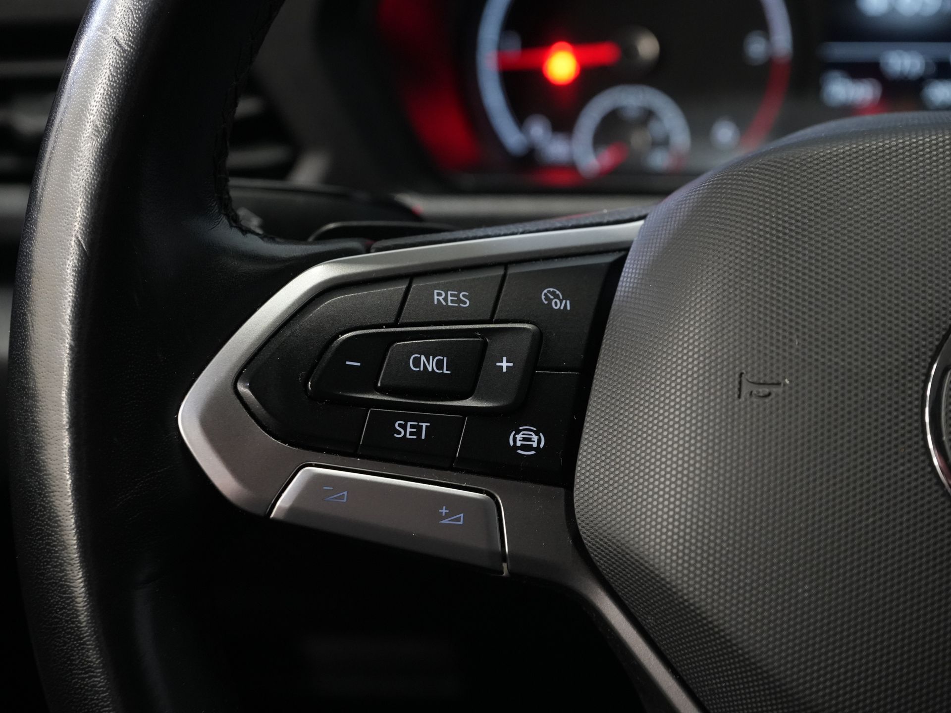 Volkswagen Caddy Cargo Maxi Bestelbus 2.0 TDI 125 pk DSG Aut. Standkachel/ Stoelverw./ Carplay/ Cruise/ Trekhaak/ Airco/ PDC 17