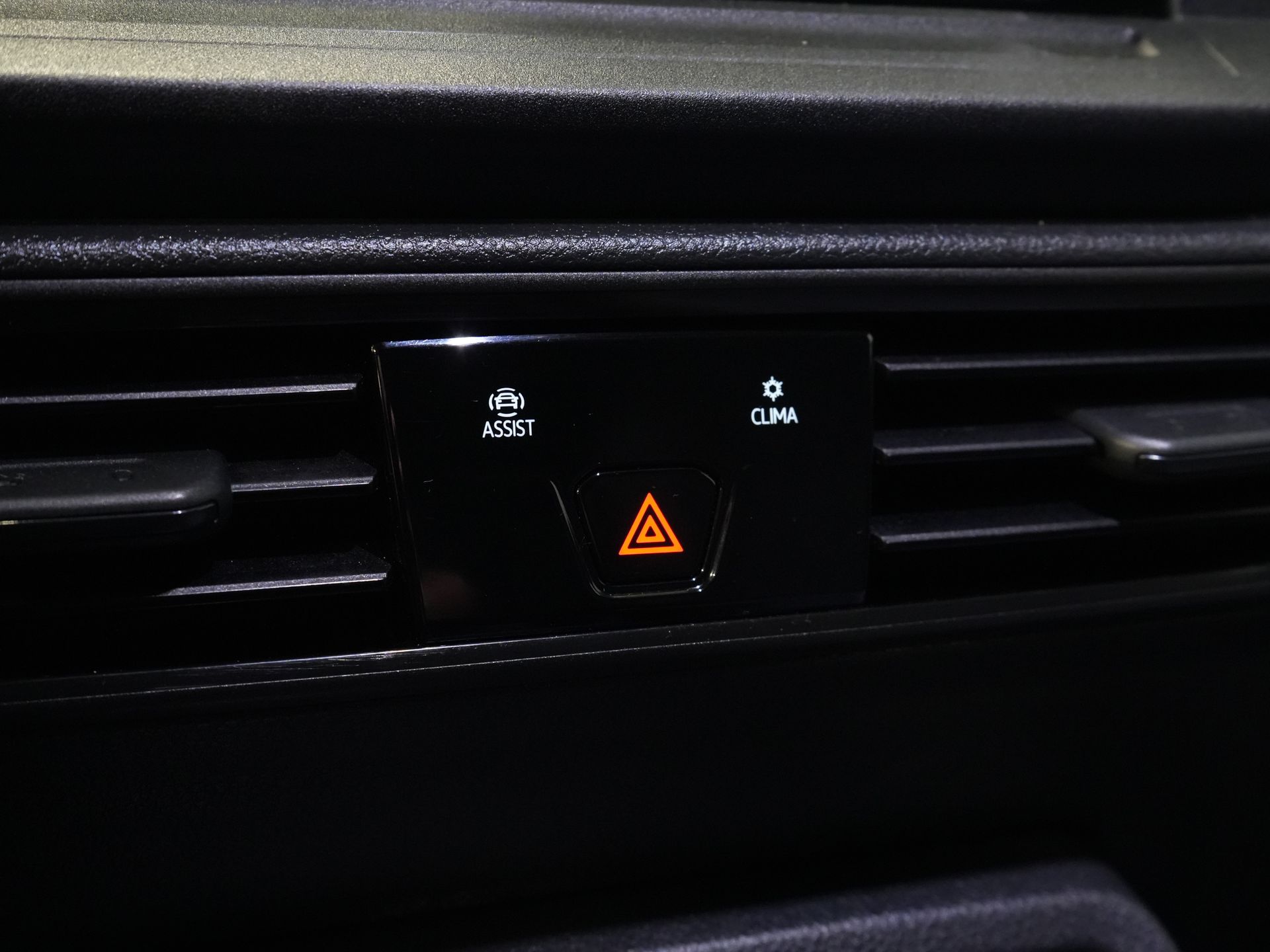 Volkswagen Caddy Cargo Maxi Bestelbus 2.0 TDI 125 pk DSG Aut. Standkachel/ Stoelverw./ Carplay/ Cruise/ Trekhaak/ Airco/ PDC 19