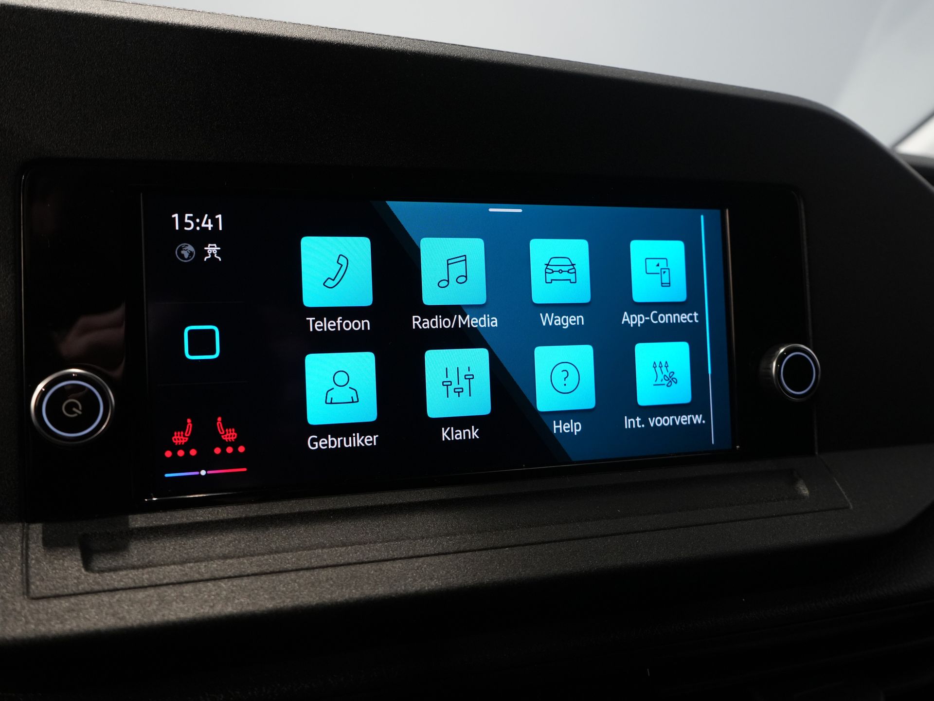 Volkswagen Caddy Cargo Maxi Bestelbus 2.0 TDI 125 pk DSG Aut. Standkachel/ Stoelverw./ Carplay/ Cruise/ Trekhaak/ Airco/ PDC 21