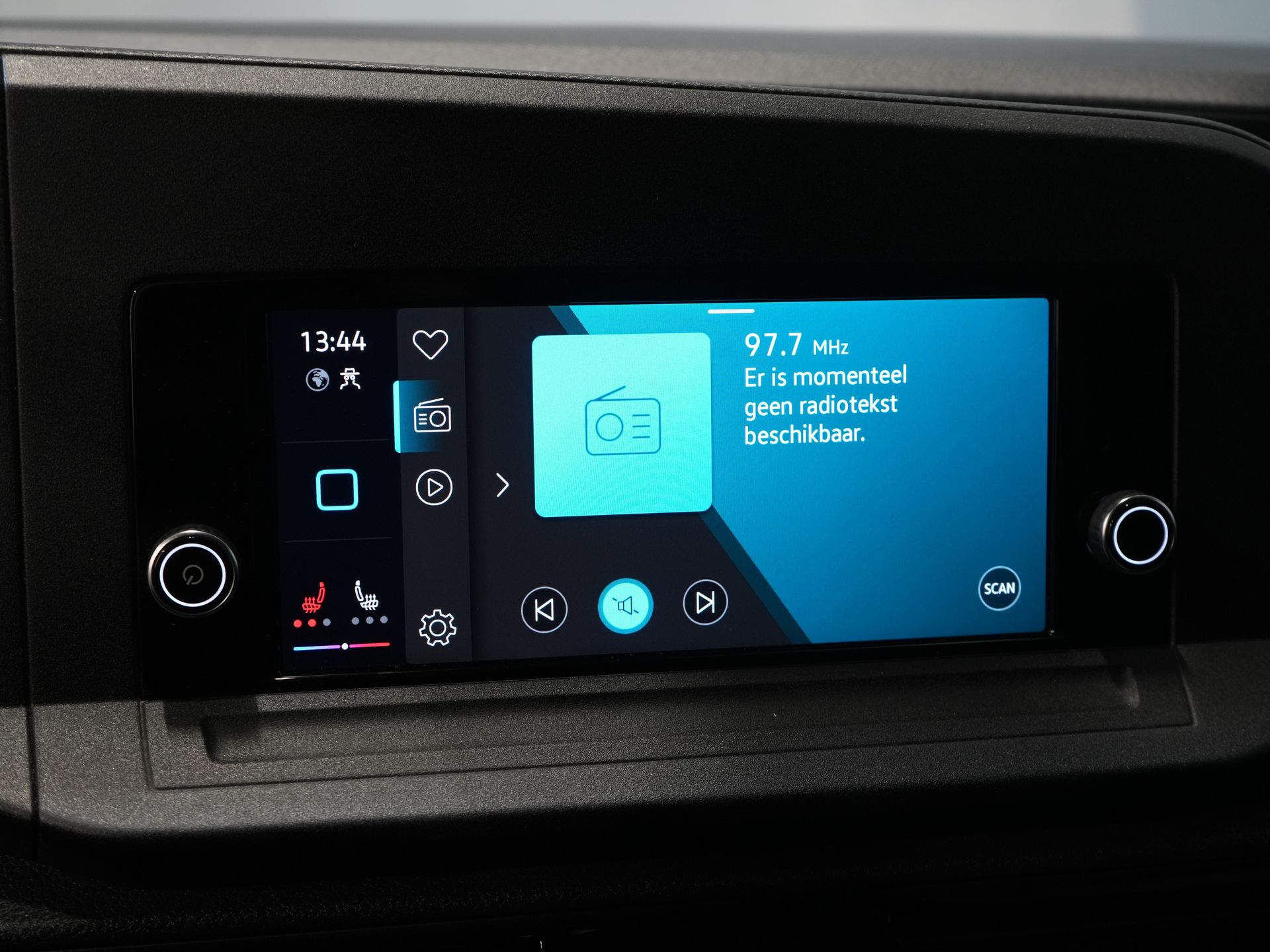 Volkswagen Caddy Cargo Maxi Bestelbus 2.0 TDI 125 pk DSG Aut. Standkachel/ Stoelverw./ Carplay/ Airco/ Dakdragers/ Cruise/ PDC/ Trekhaak 21