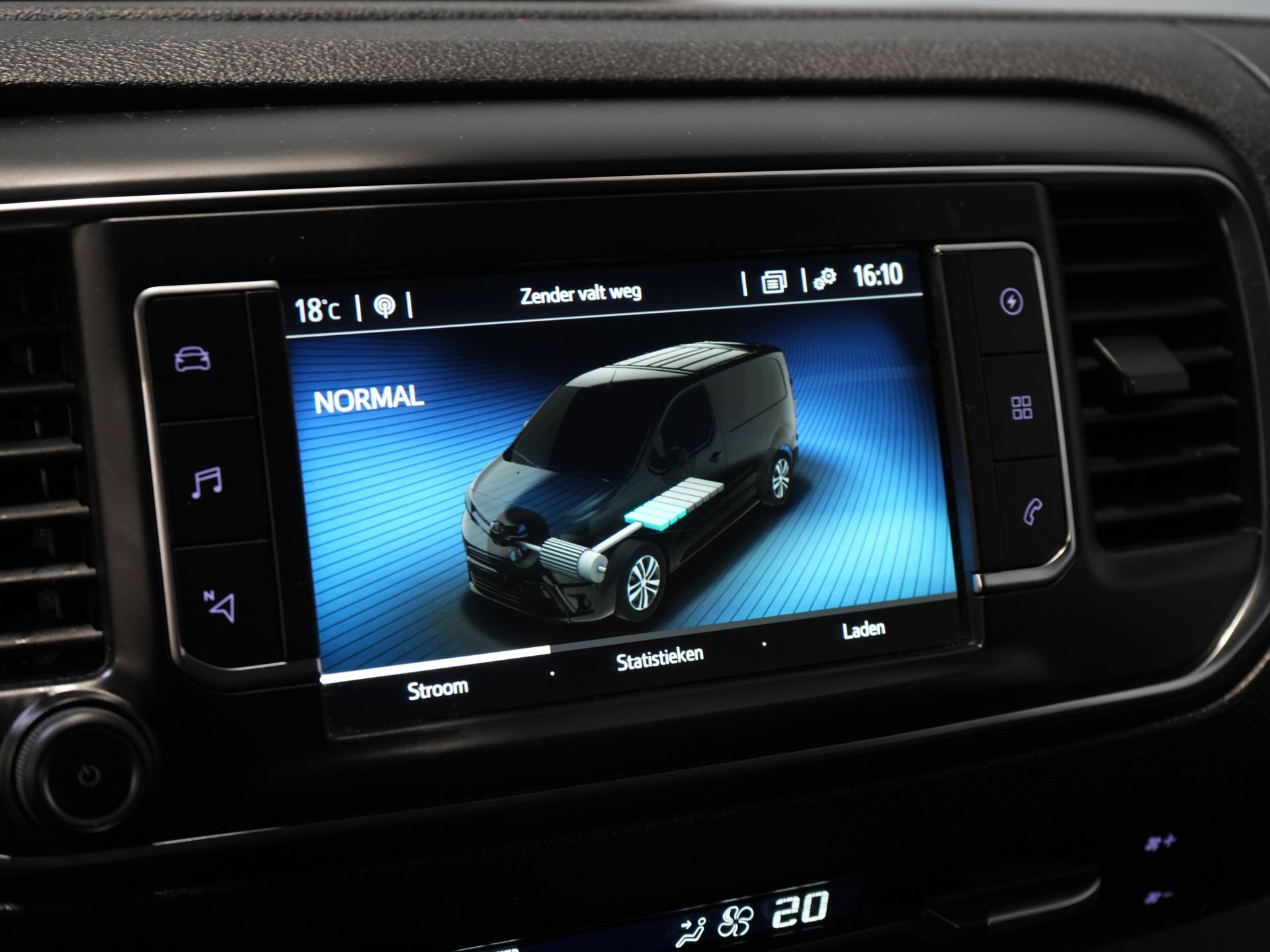 Toyota PROACE Electric Worker 75Kwh Bestelbus L3 345km WLTP Snellader/ 2xSchuifdeur/ Keyless/ Carplay/ Head Up/ Navi/ Camera/ Cruise/ Climate/ PDC 25