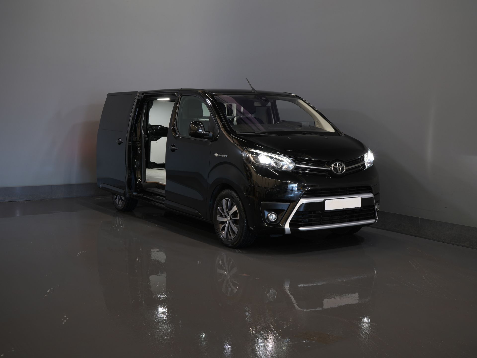 Toyota PROACE Electric Worker 75Kwh Bestelbus L3 345km WLTP Snellader/ 2xSchuifdeur/ Keyless/ Carplay/ Head Up/ Navi/ Camera/ Cruise/ Climate/ PDC 8