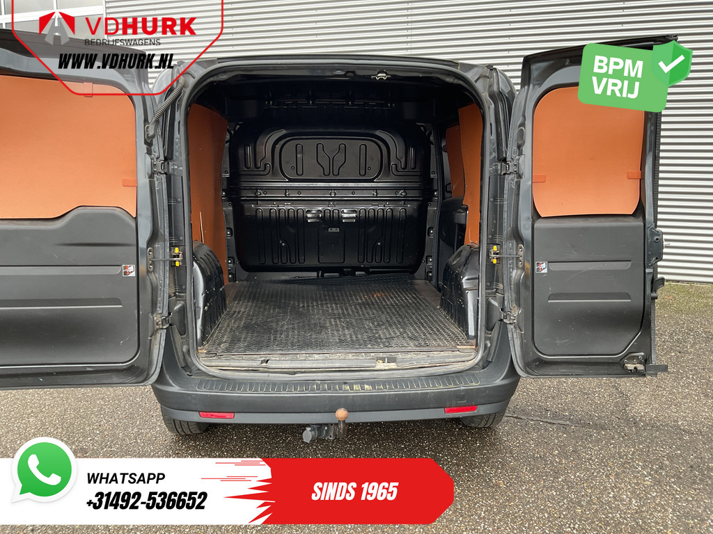 Fiat Doblò Bestelbus Cargo 1.6 MJ 105 pk NL Auto/ 3Pers./ Airco/ Navi/ Cruise/ DAB/ Trekhaak 4