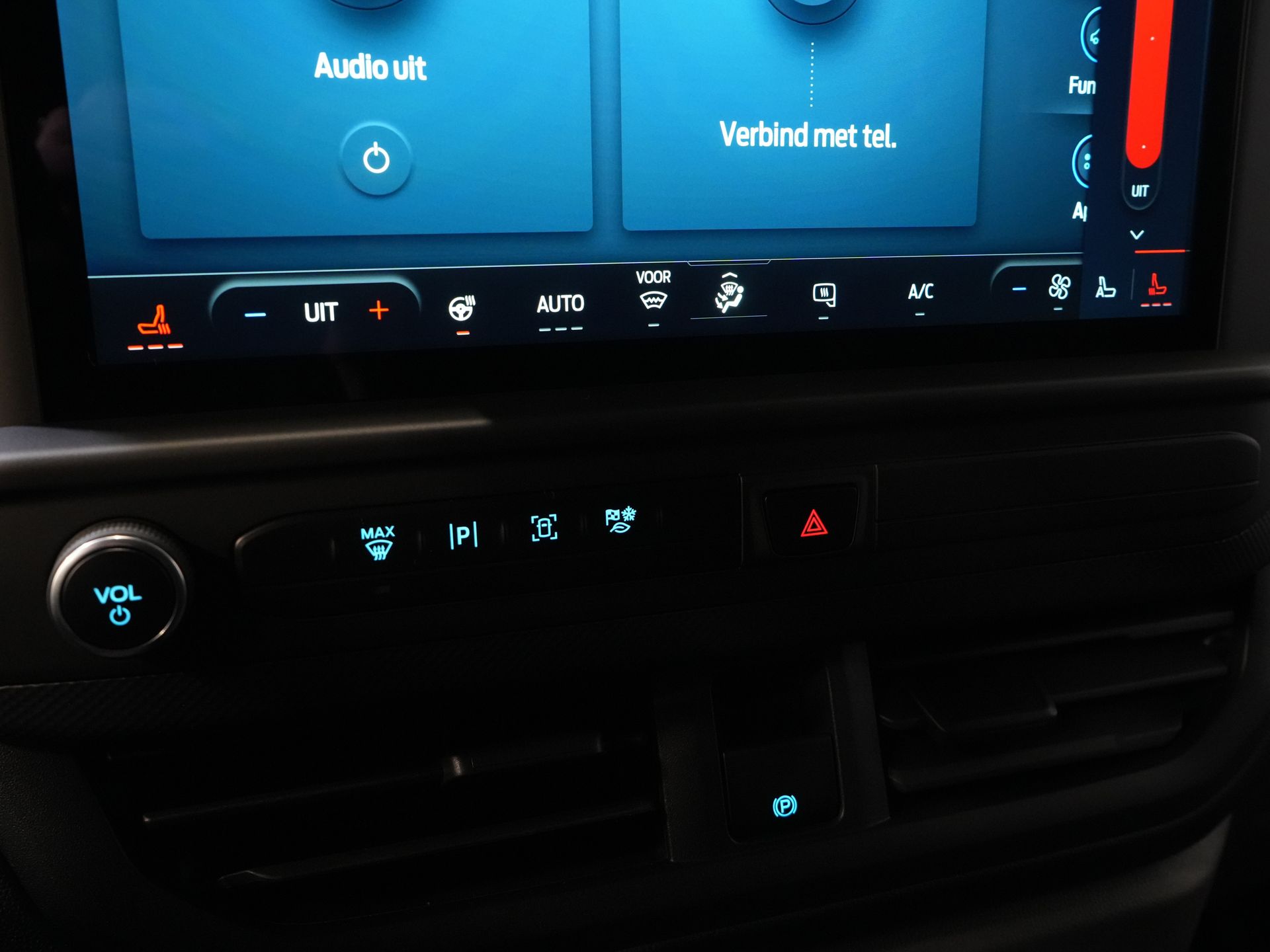 Ford E-Transit Custom Bestelbus Trend L2 65 kWh 330 km WLTP LED/ Snellader/ 2.3t Trekverm./ Stuurverw./ Stoelverw./ Carplay/ Climate/ Camera/ PDC/ Cruise 19