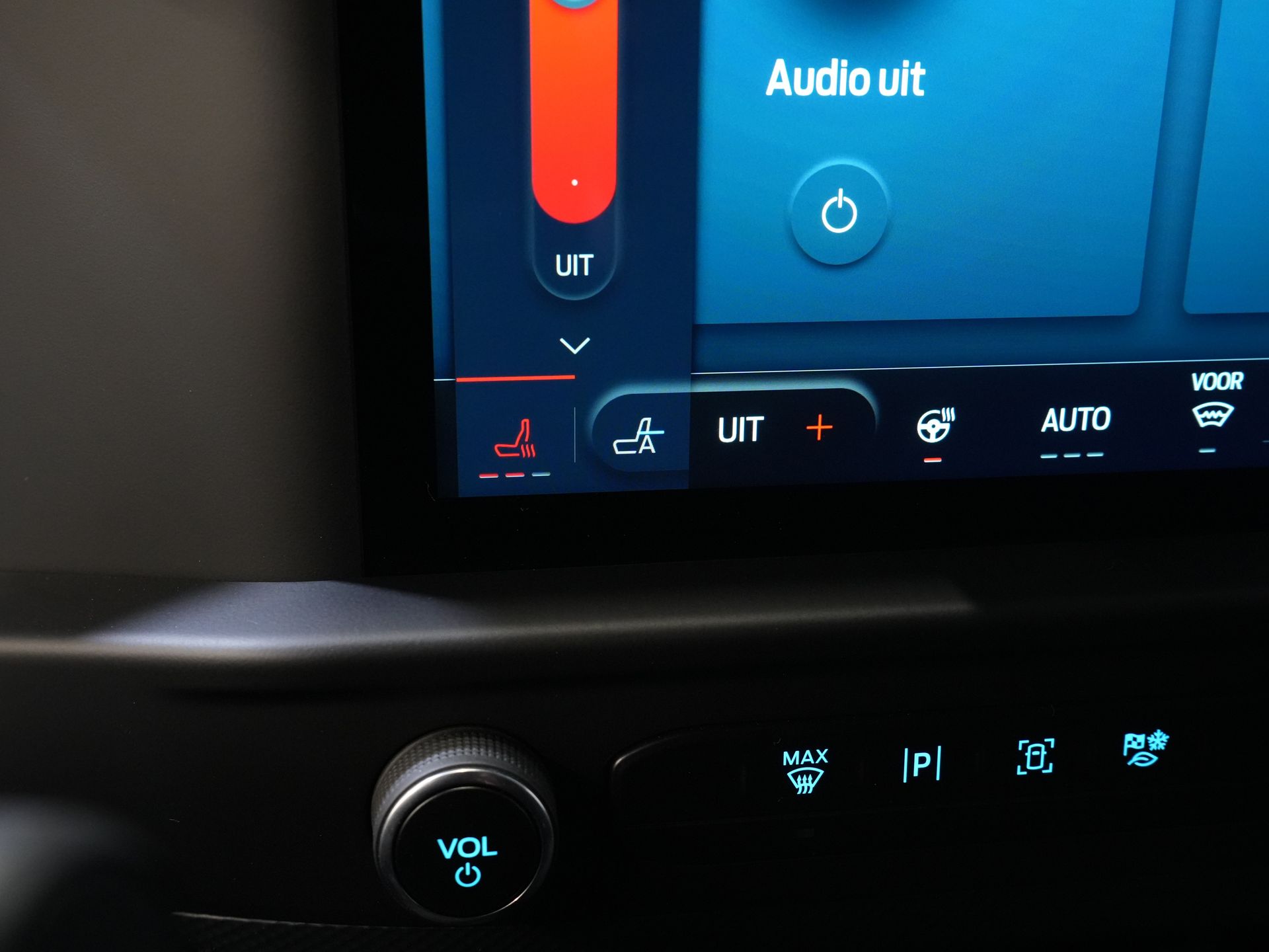 Ford E-Transit Custom Bestelbus Trend L2 65 kWh 330 km WLTP LED/ Snellader/ 2.3t Trekverm./ Stuurverw./ Stoelverw./ Carplay/ Climate/ Camera/ PDC/ Cruise 20